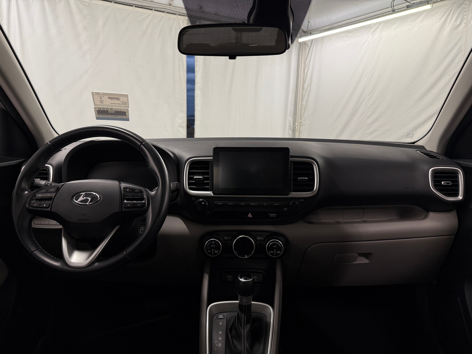 Thumbnail: 2023 Hyundai Venue - 3