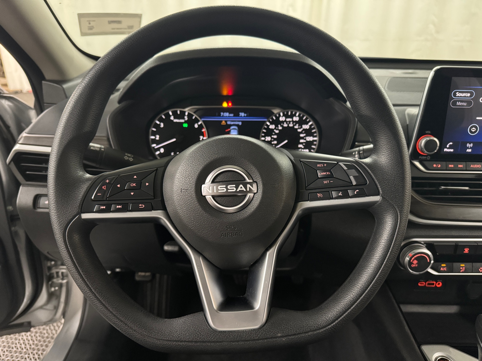 Thumbnail: 2024 Nissan Altima - 5