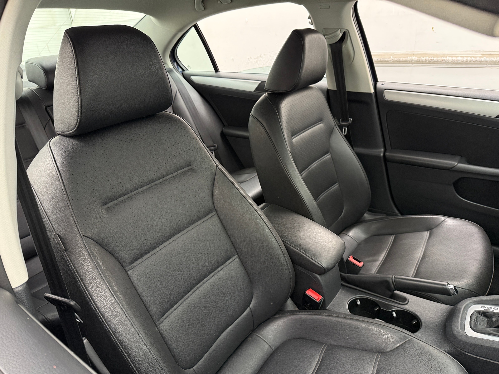 Thumbnail: 2014 Volkswagen Jetta - 2
