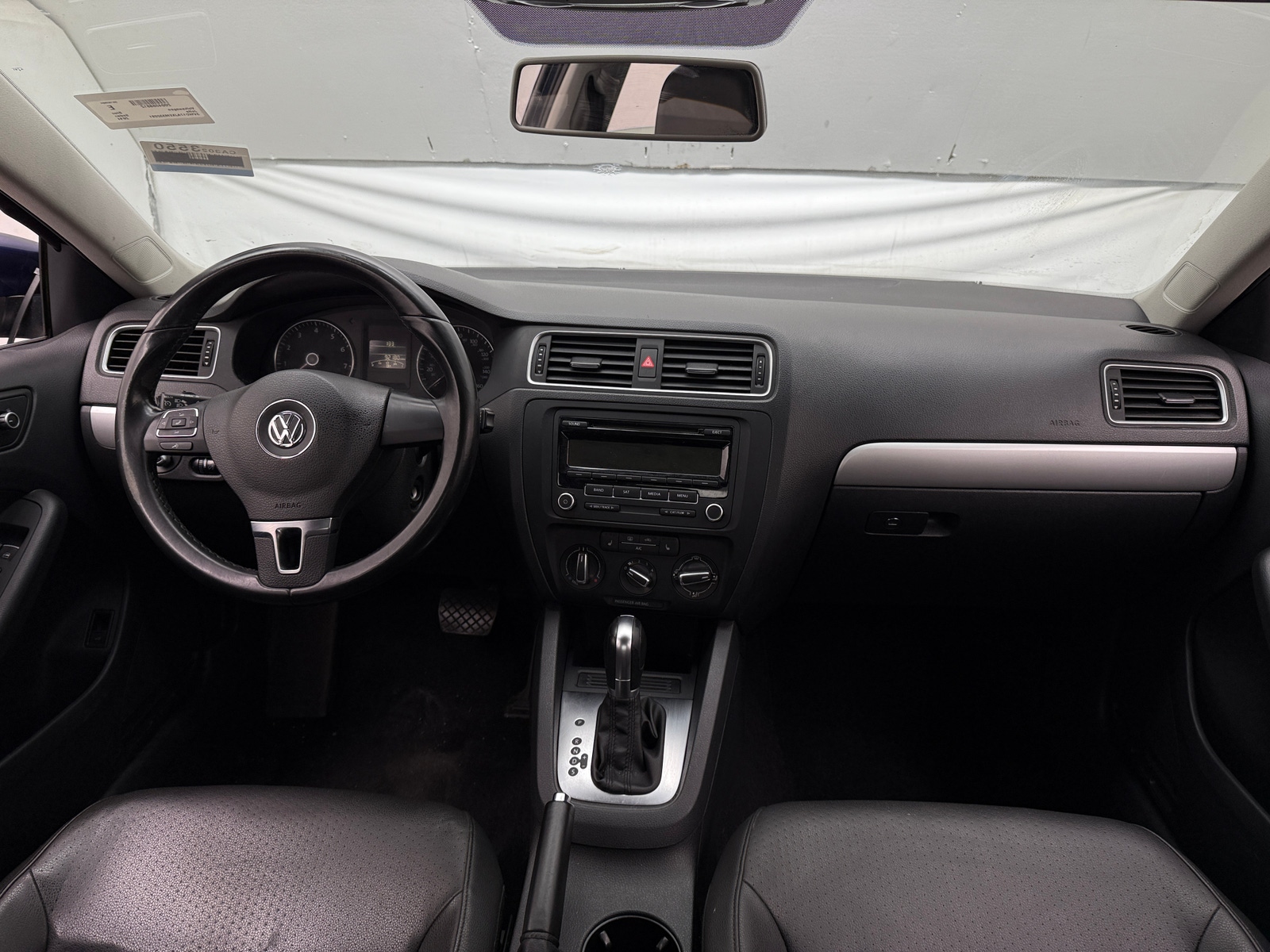 Thumbnail: 2014 Volkswagen Jetta - 3