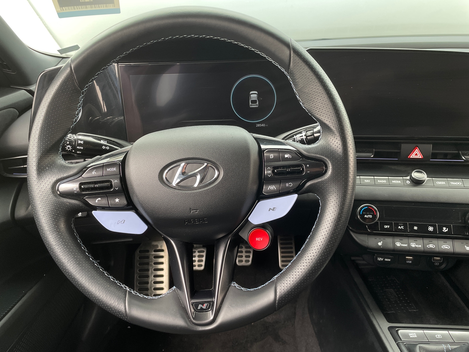 Thumbnail: 2022 Hyundai Elantra - 5