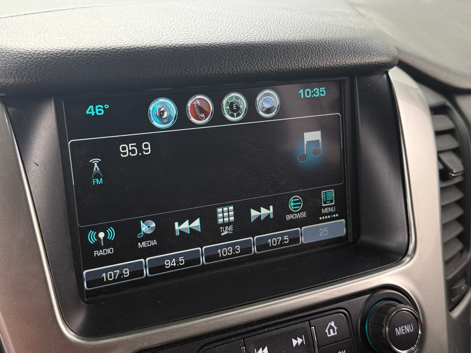 Thumbnail: 2017 Chevrolet Tahoe - 3