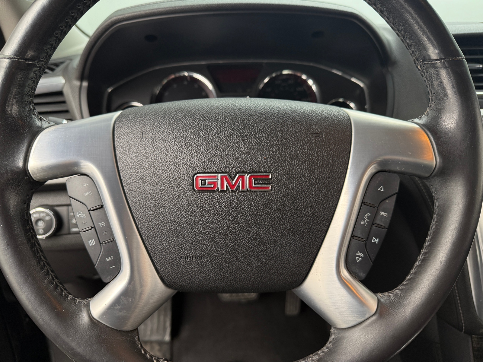 Thumbnail: 2017 GMC Acadia - 4