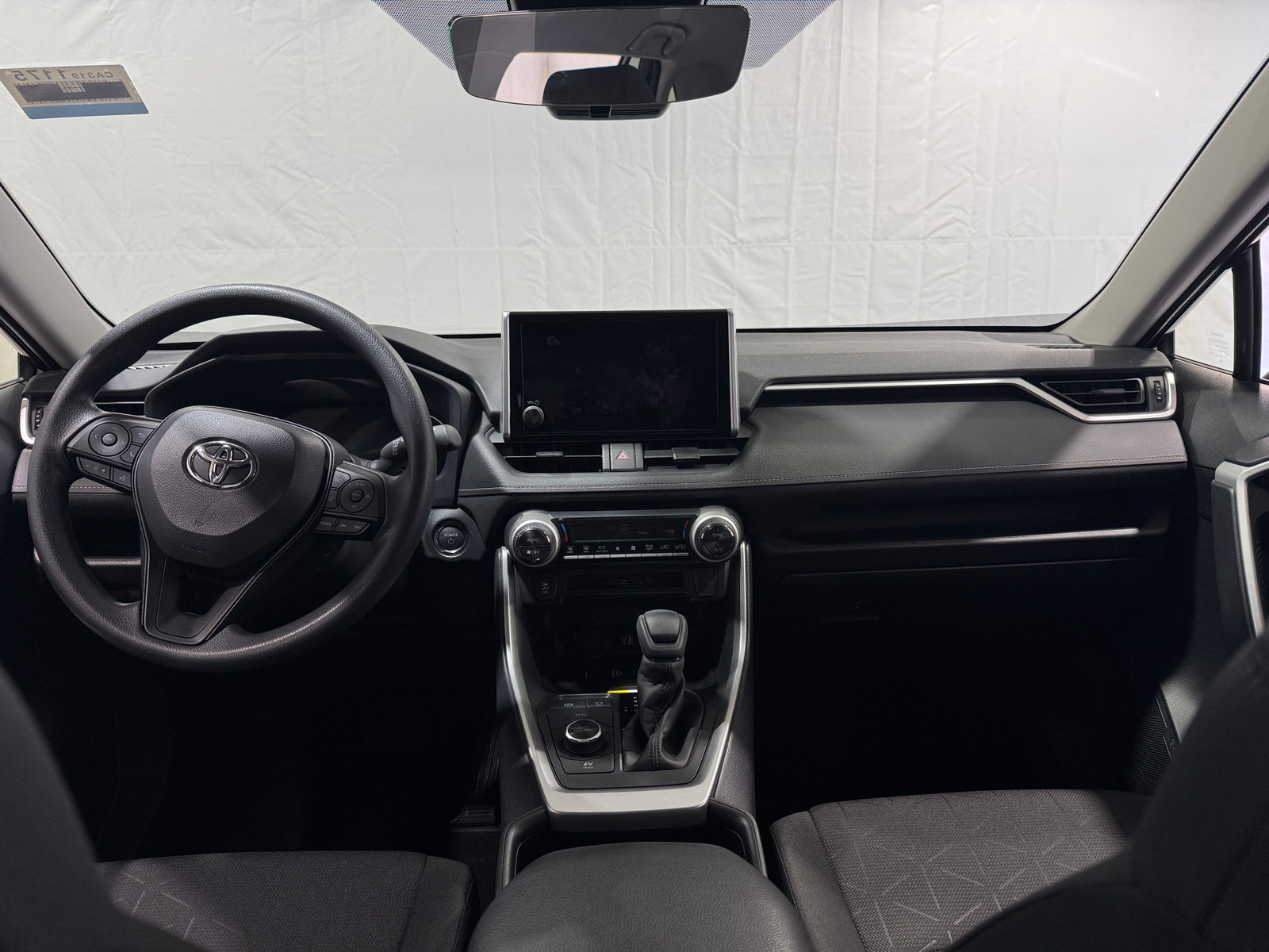 Thumbnail: 2025 Toyota RAV4 - 3