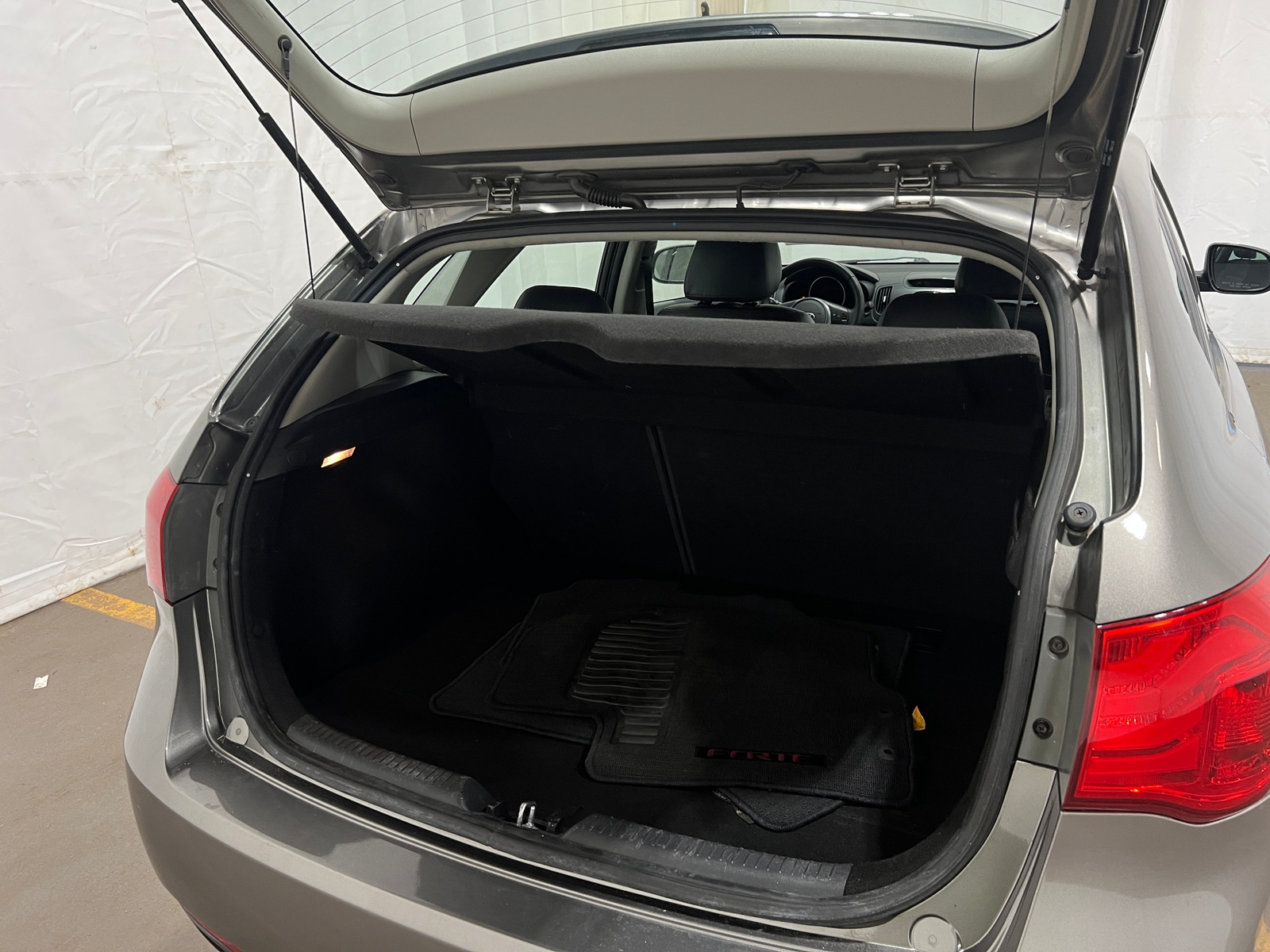 Thumbnail: 2011 Kia Forte - 7