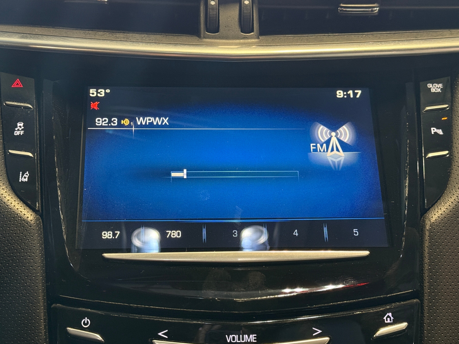 Thumbnail: 2015 Cadillac XTS - 3