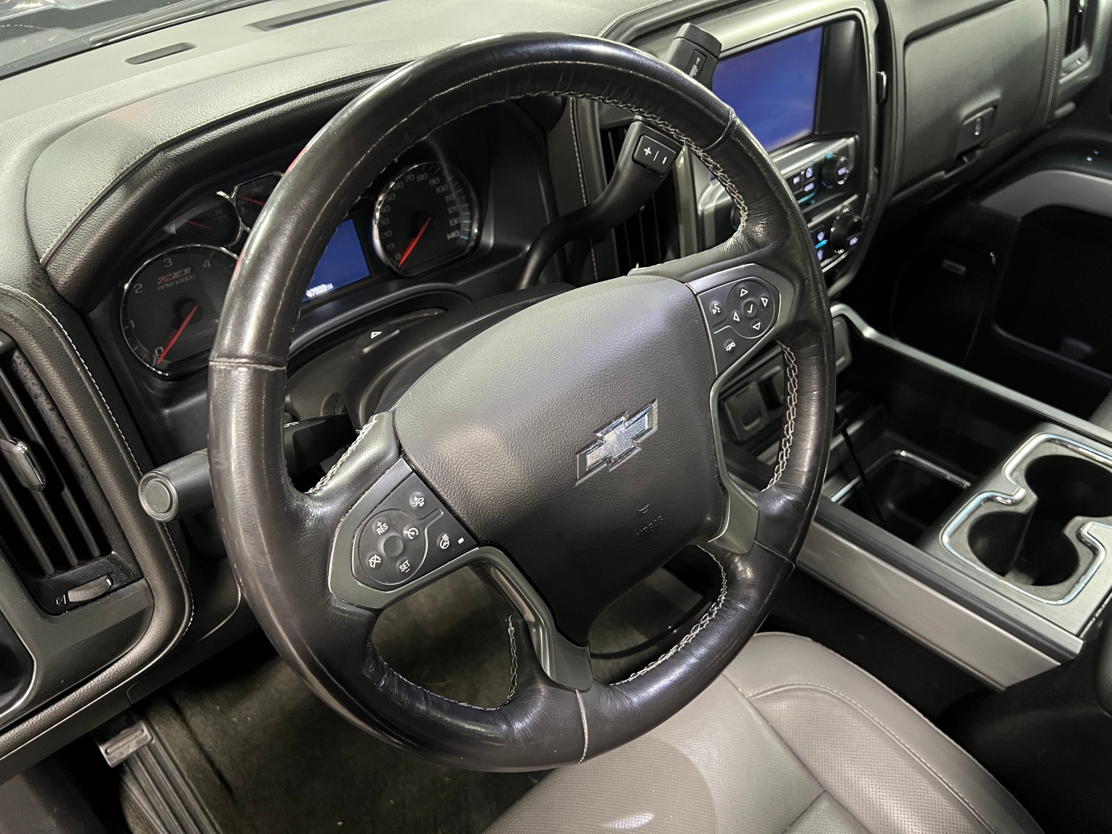 Thumbnail: 2018 Chevrolet Silverado 1500 - 4