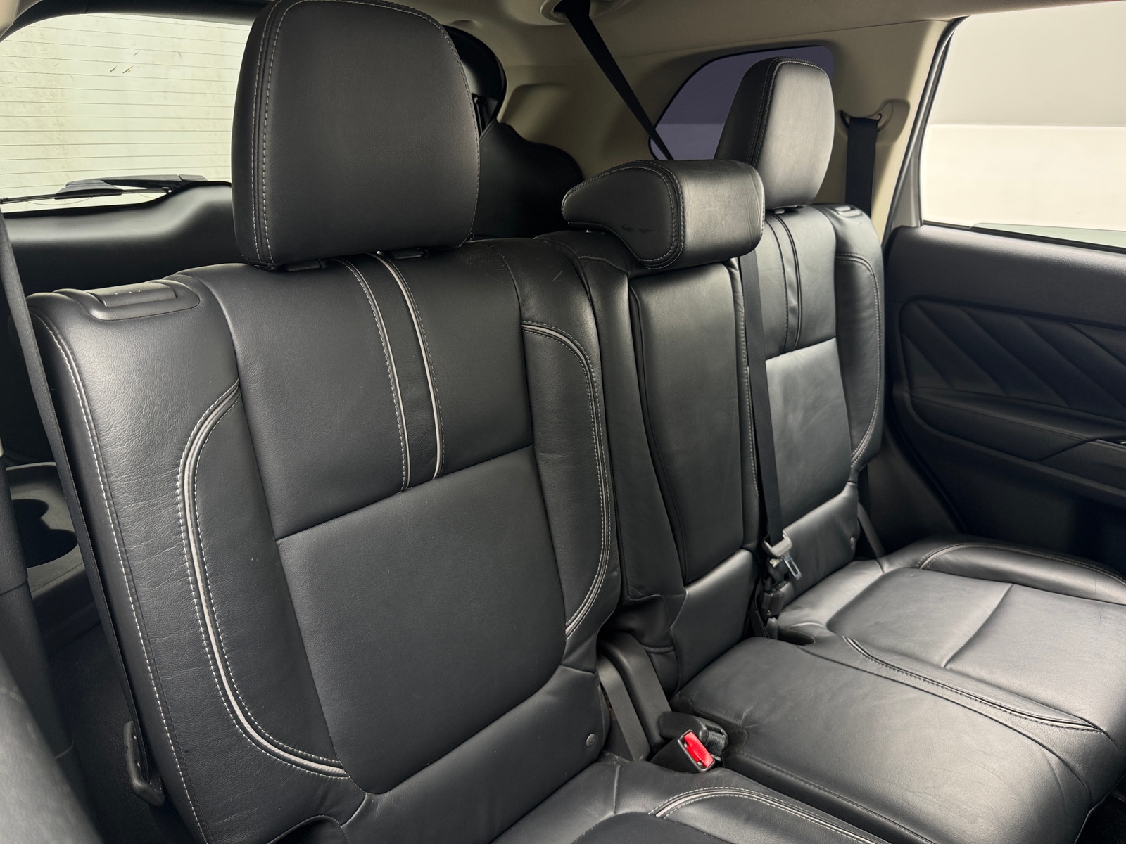 Thumbnail: 2018 Mitsubishi Outlander - 5