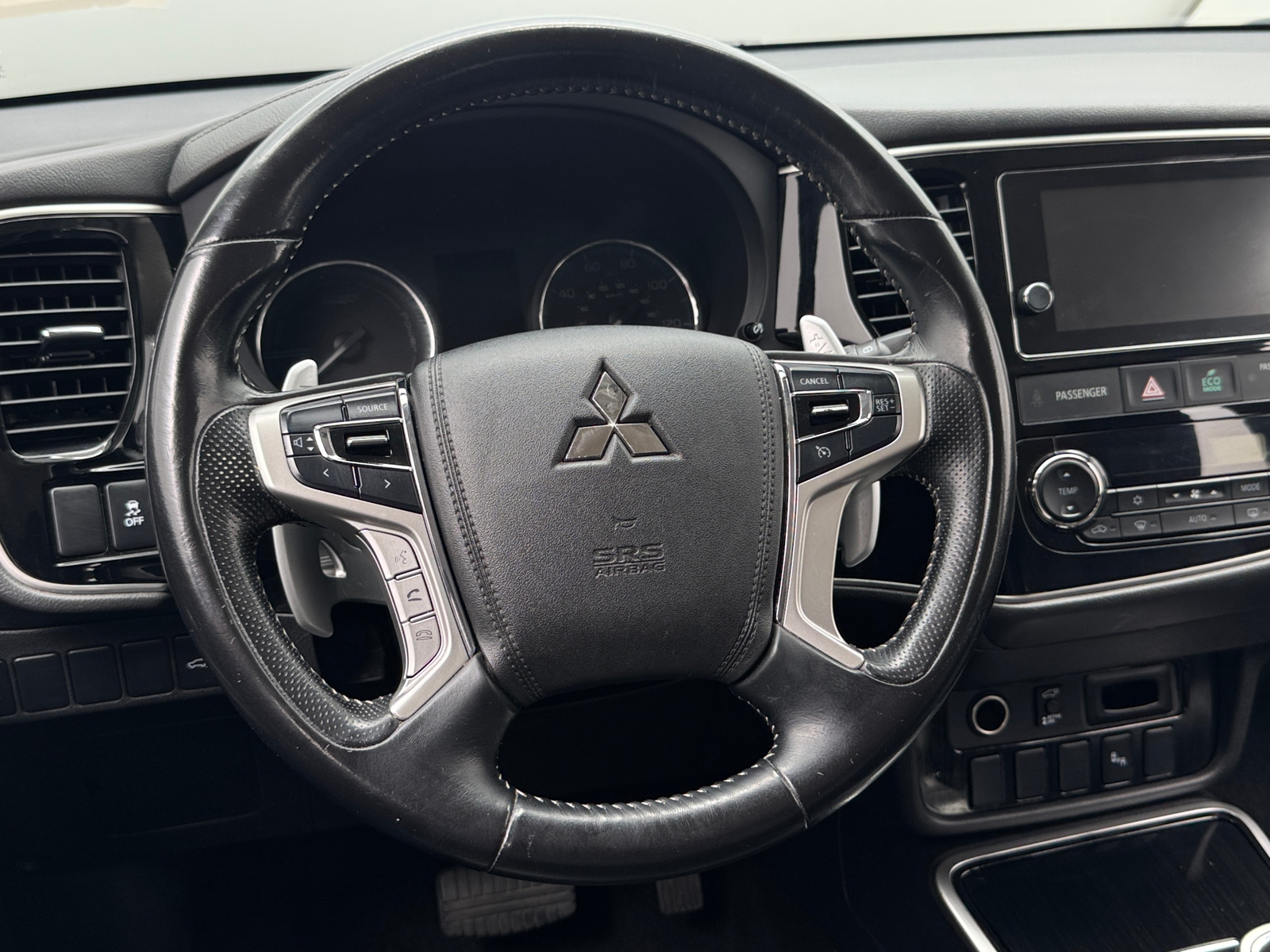 Thumbnail: 2018 Mitsubishi Outlander - 4