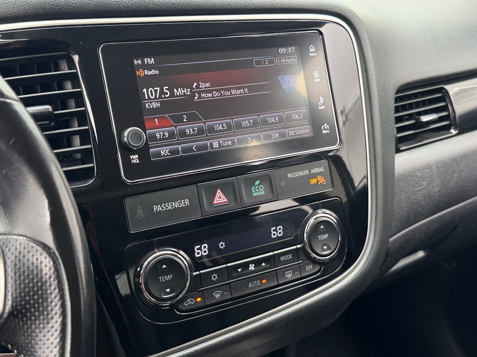 Thumbnail: 2018 Mitsubishi Outlander - 3