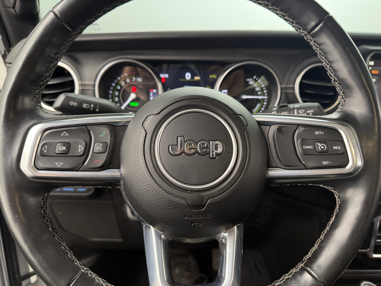 Thumbnail: 2023 Jeep Wrangler - 4