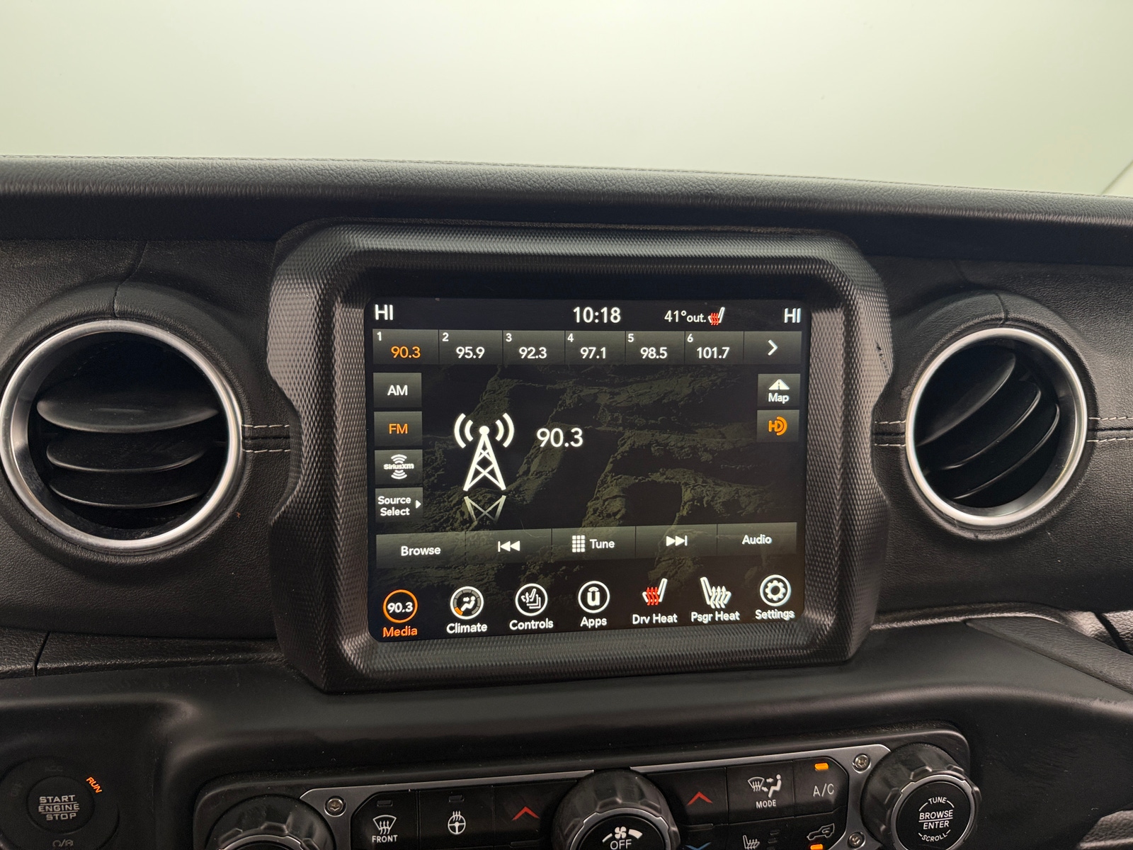 Thumbnail: 2023 Jeep Wrangler - 3