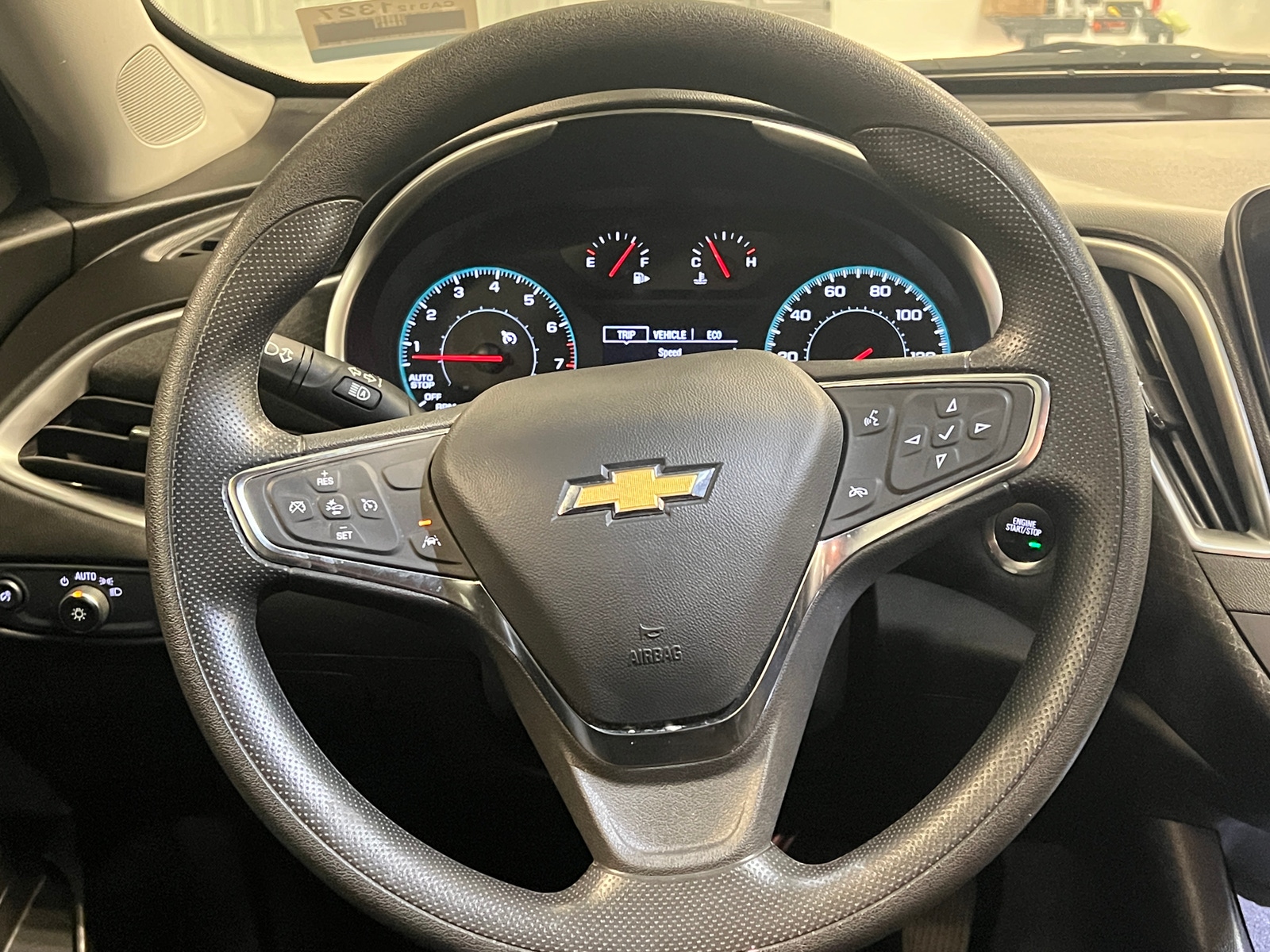 Thumbnail: 2024 Chevrolet Malibu - 5