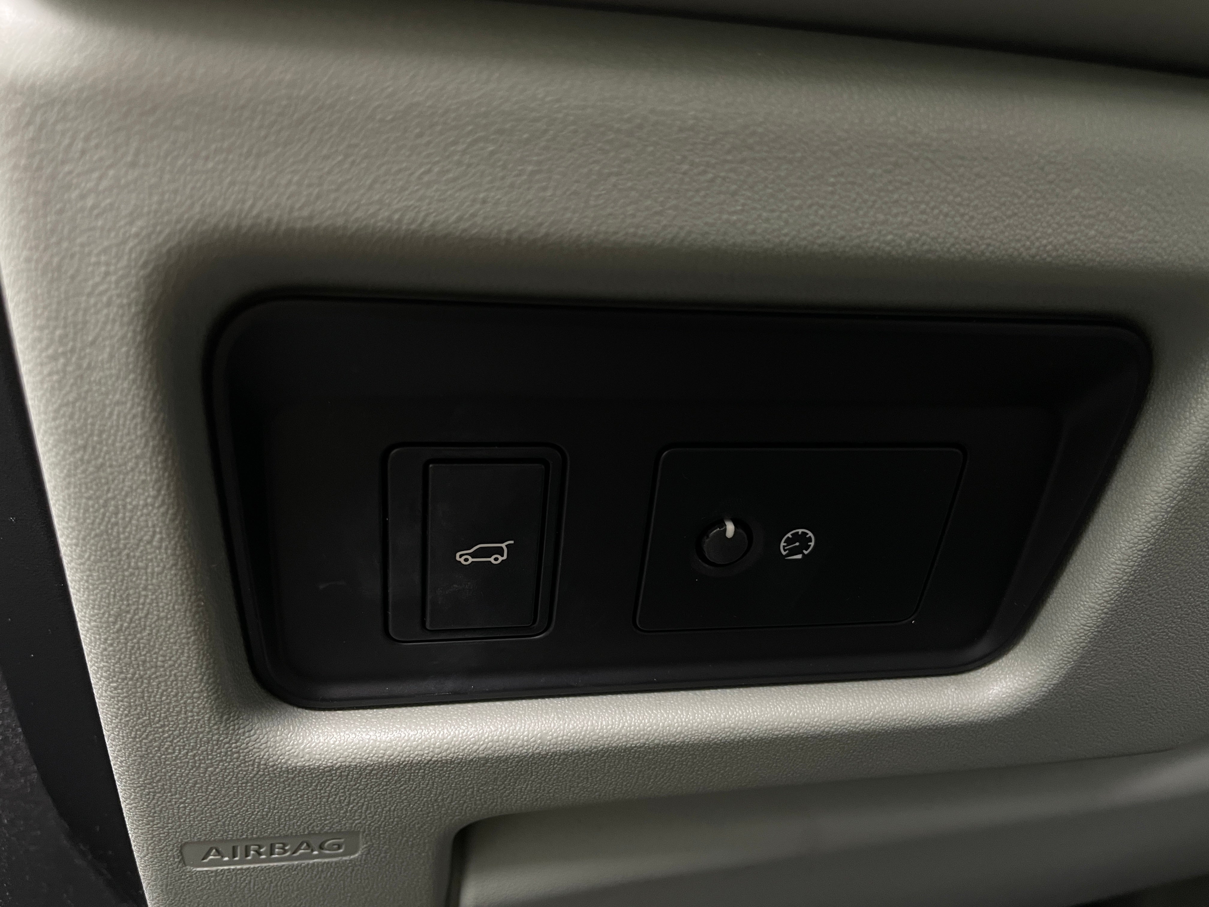 Used 2019 Land Rover Discovery Sport SE with VIN SALCP2FX1KH783240 for sale in Eagan, Minnesota