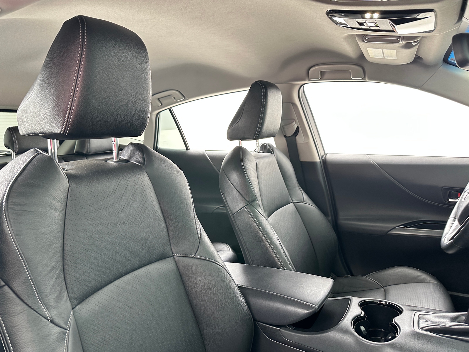 Thumbnail: 2022 Toyota Venza - 2