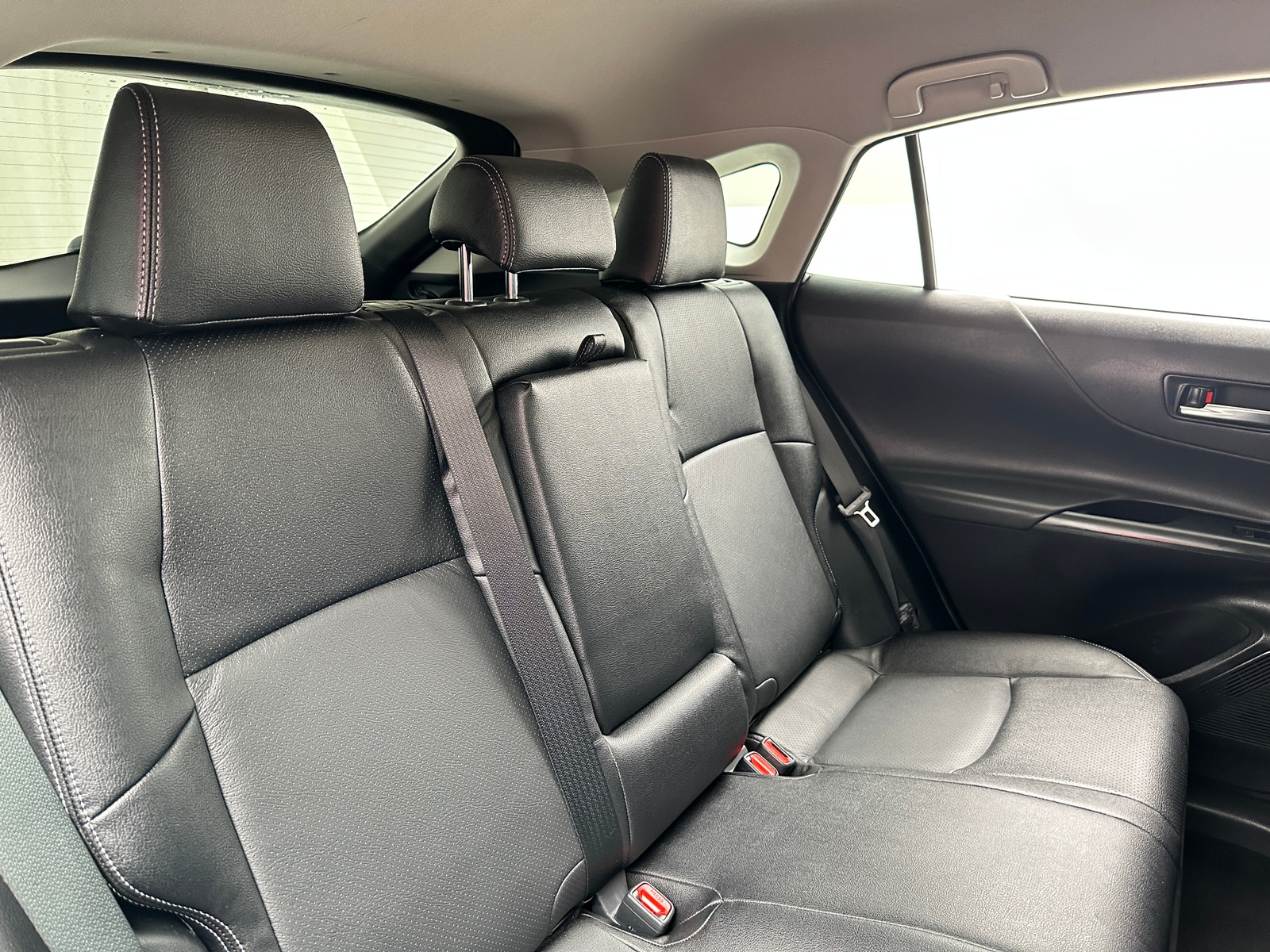 Thumbnail: 2022 Toyota Venza - 6