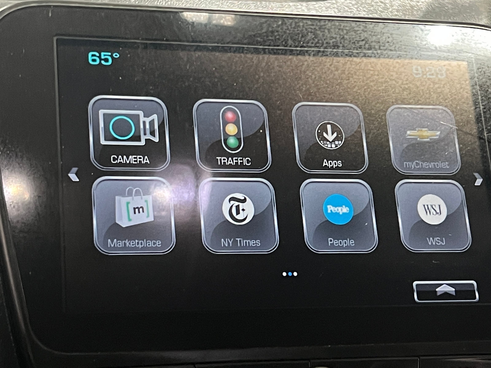 Thumbnail: 2018 Chevrolet Equinox - 3