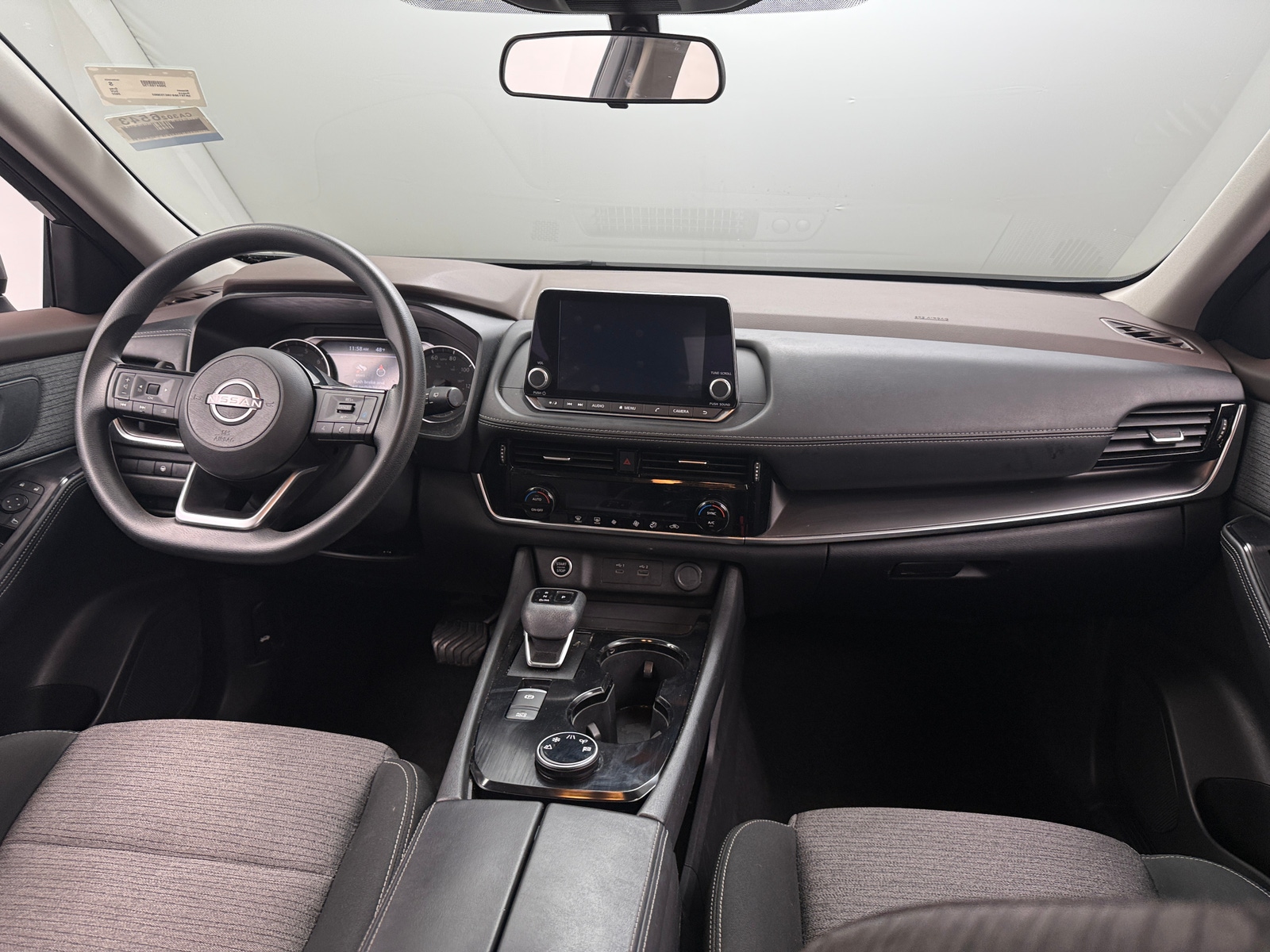 Thumbnail: 2022 Nissan Rogue - 3