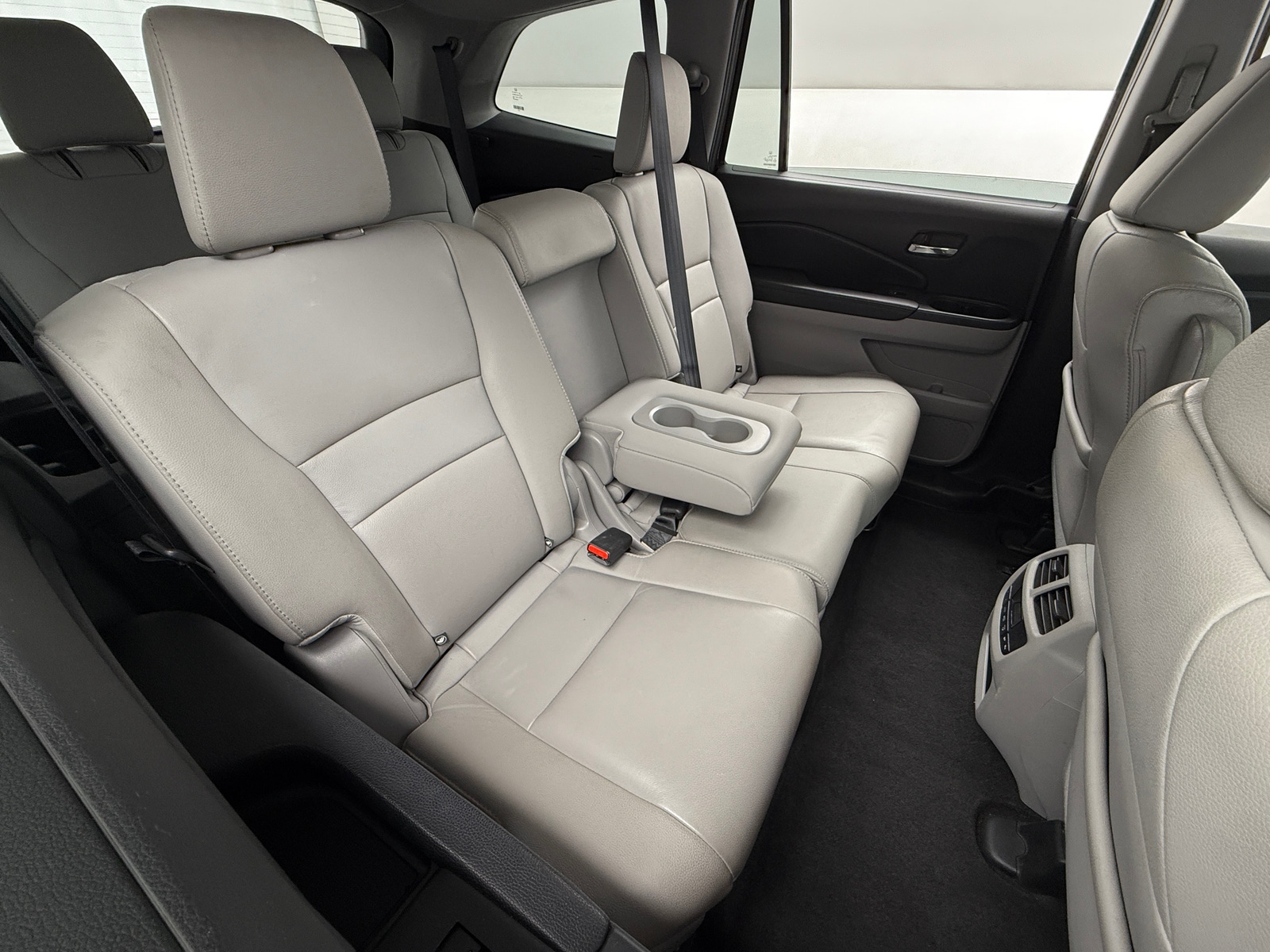 Thumbnail: 2016 Honda Pilot - 5