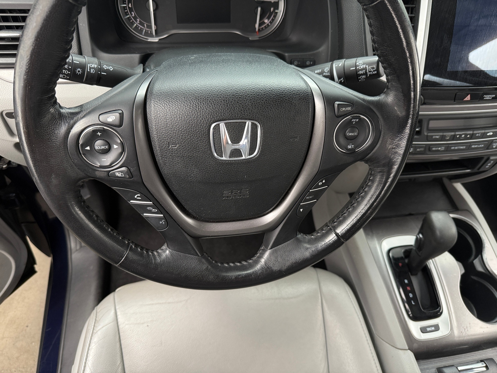 Thumbnail: 2016 Honda Pilot - 4