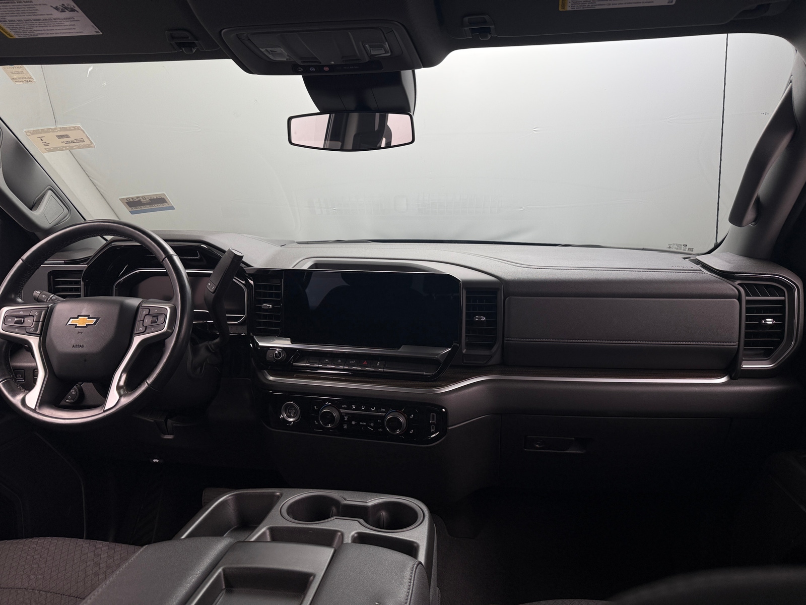 Thumbnail: 2022 Chevrolet Silverado 1500 - 3