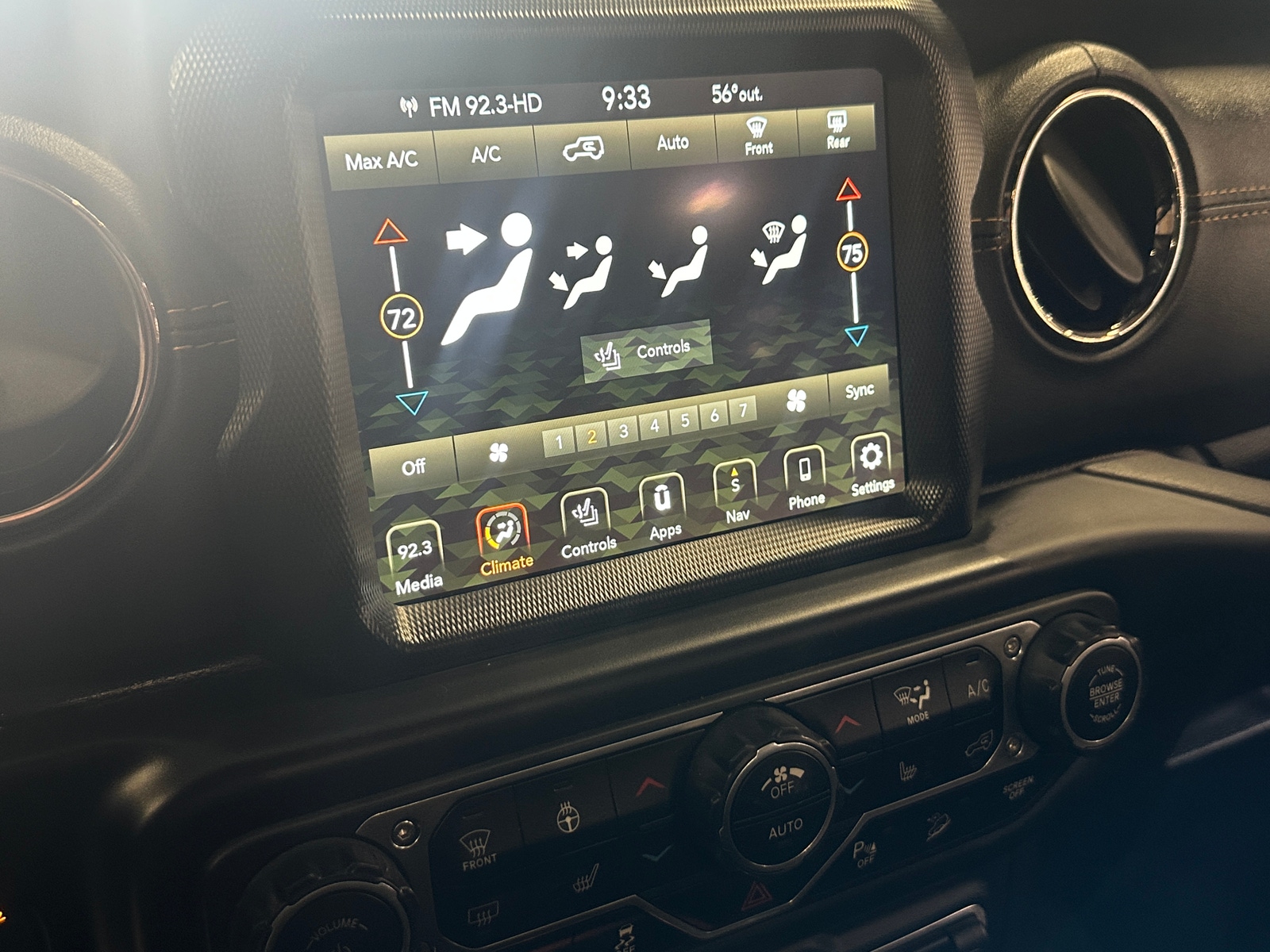 Thumbnail: 2021 Jeep Wrangler - 3