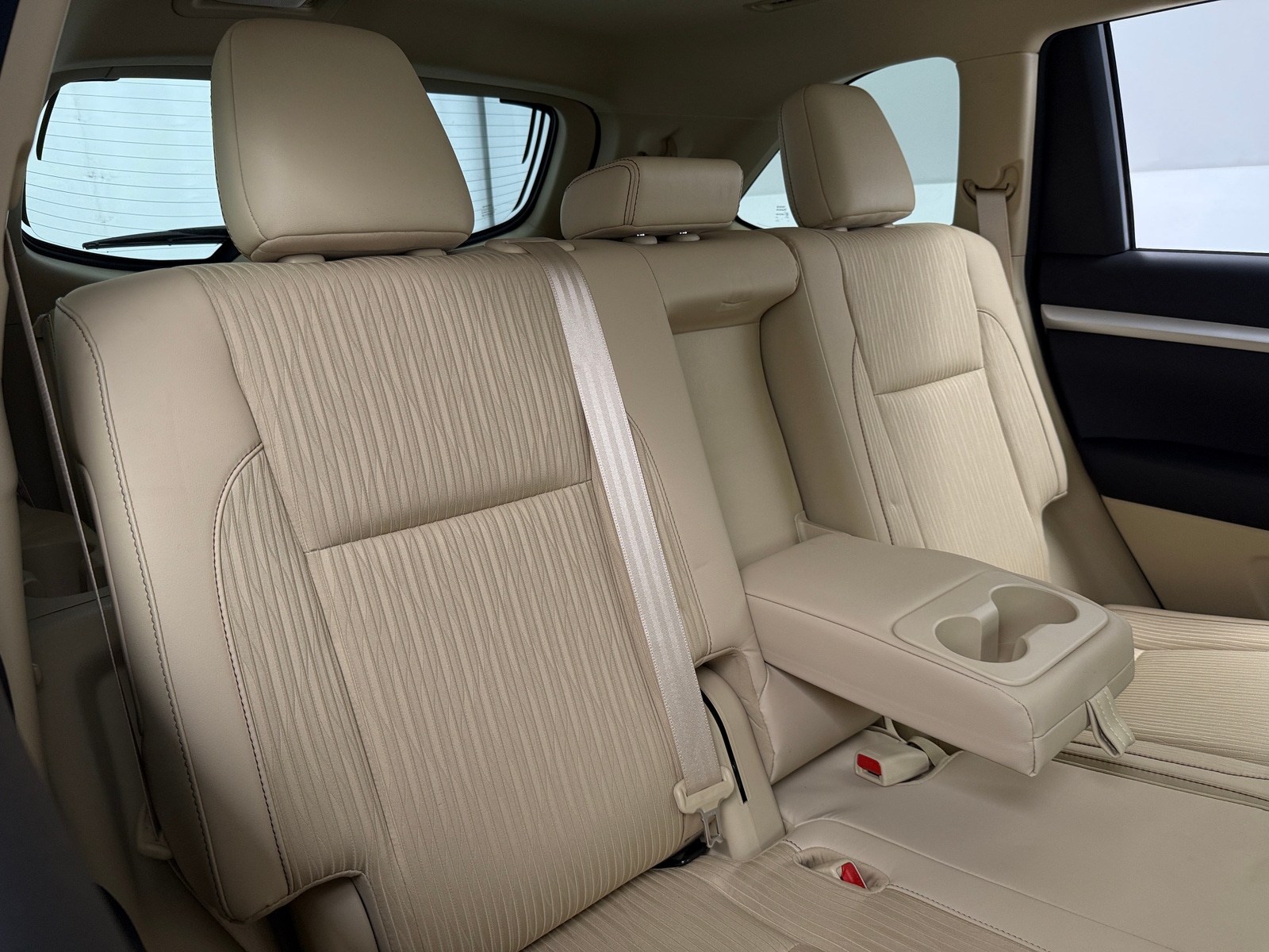 Thumbnail: 2017 Toyota Highlander - 6