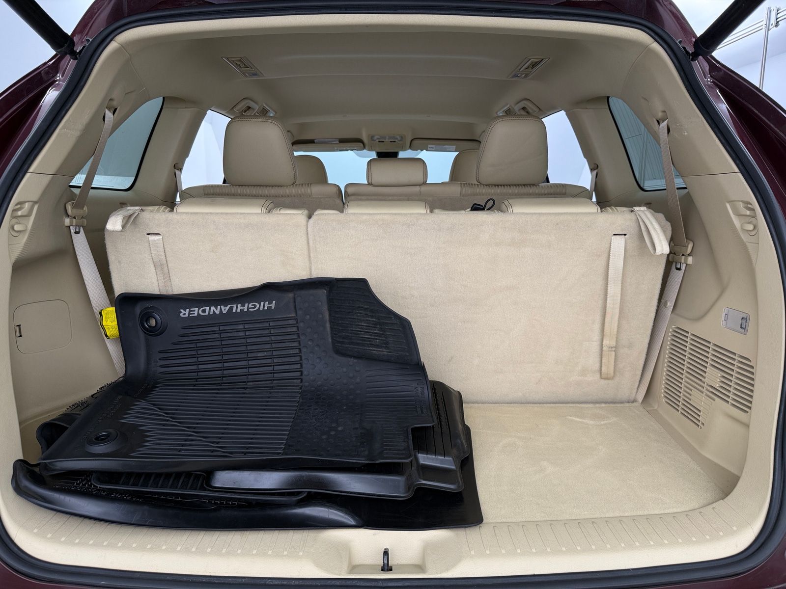 Thumbnail: 2017 Toyota Highlander - 7