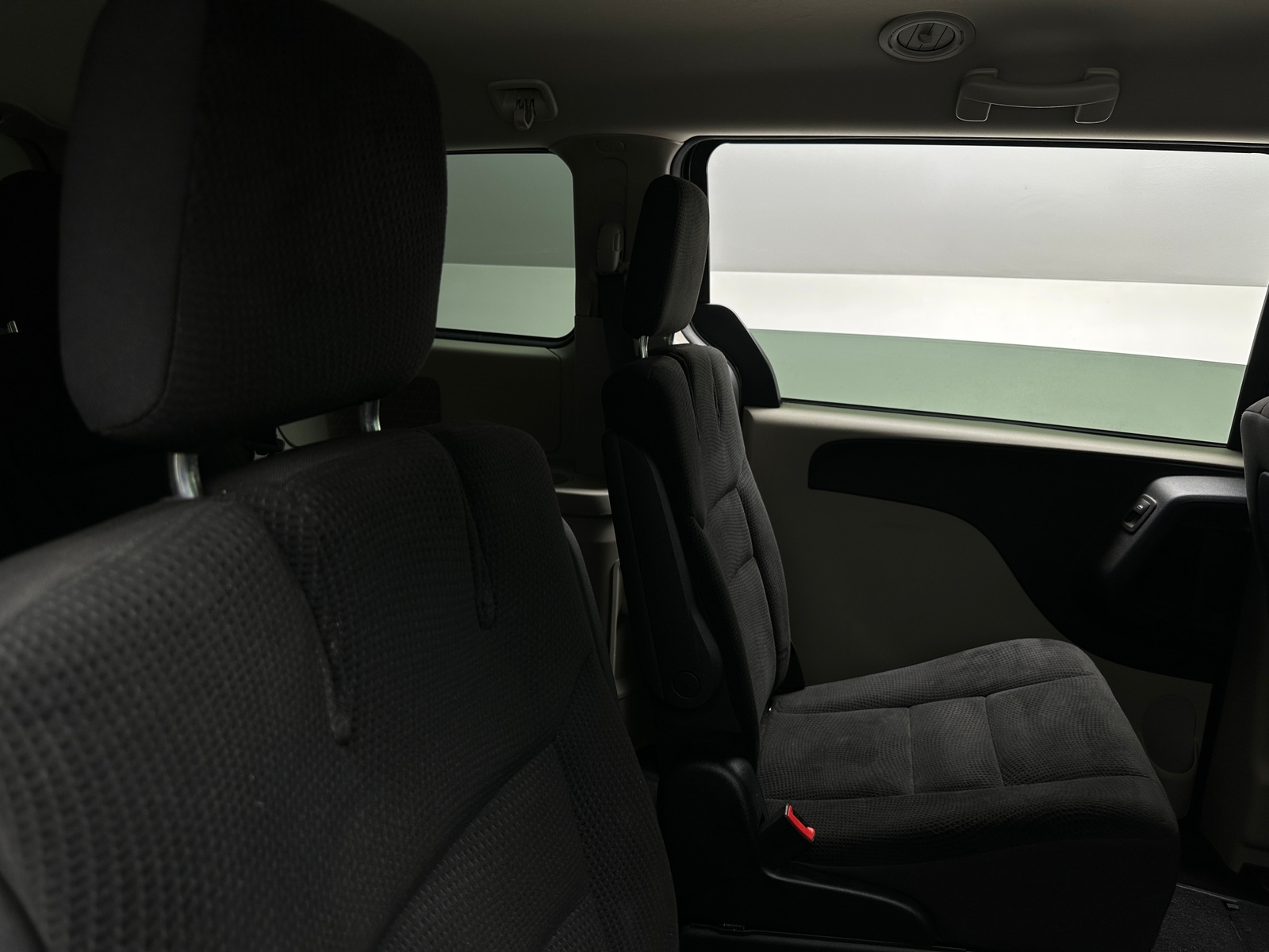 Thumbnail: 2020 Dodge Grand Caravan - 6