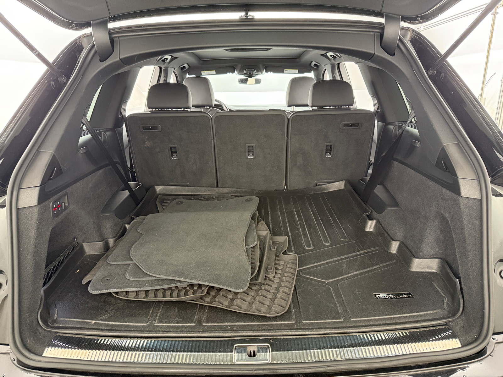 Thumbnail: 2021 Audi Q7 - 6