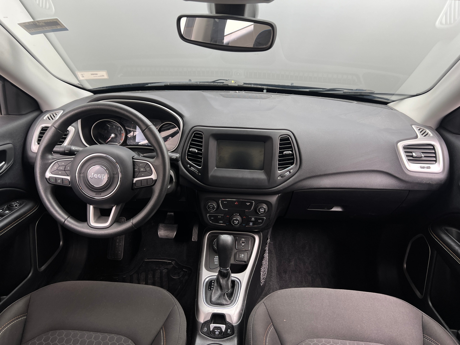 Thumbnail: 2020 Jeep Compass - 3