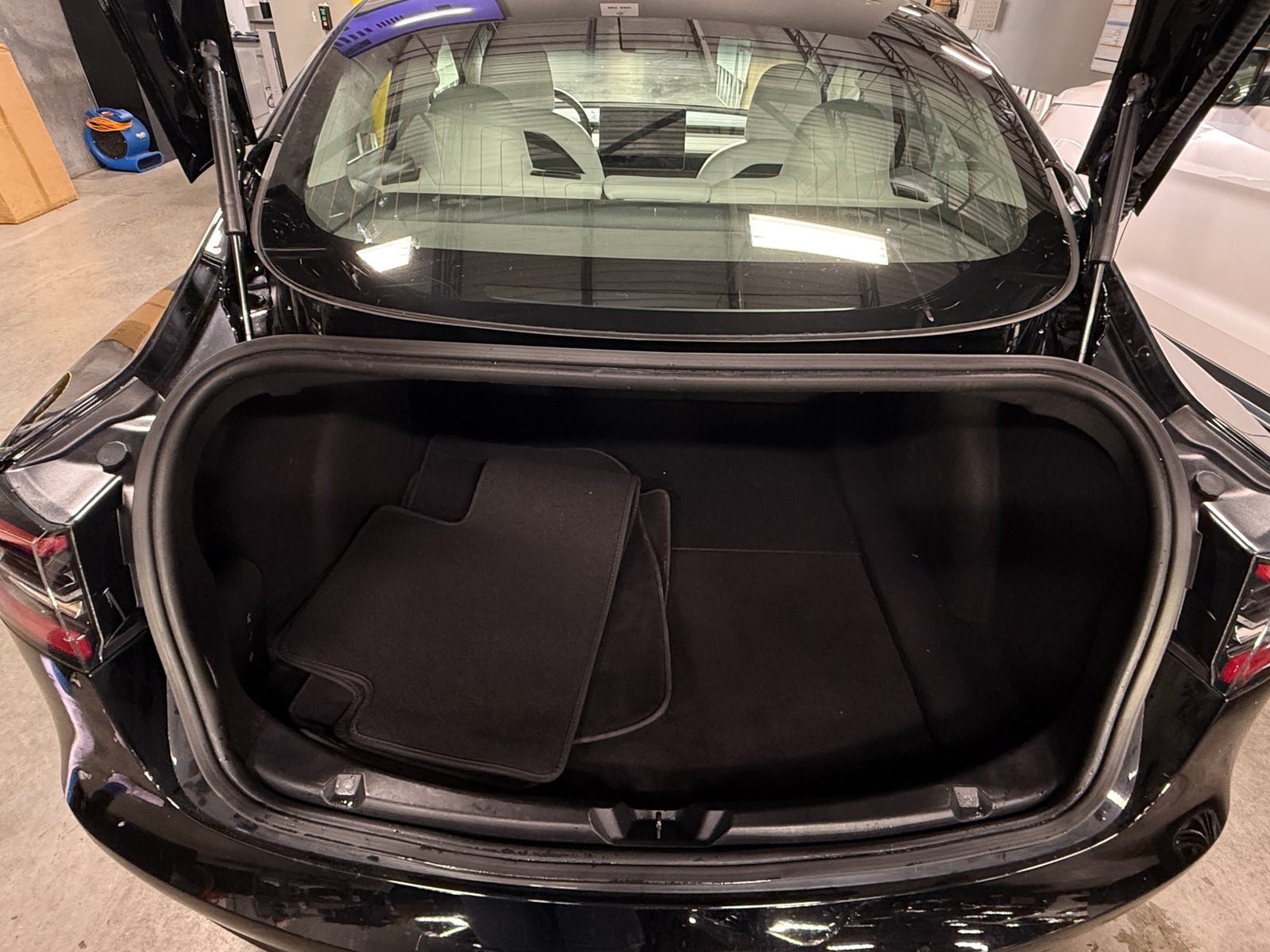 Thumbnail: 2019 Tesla Model 3 - 5