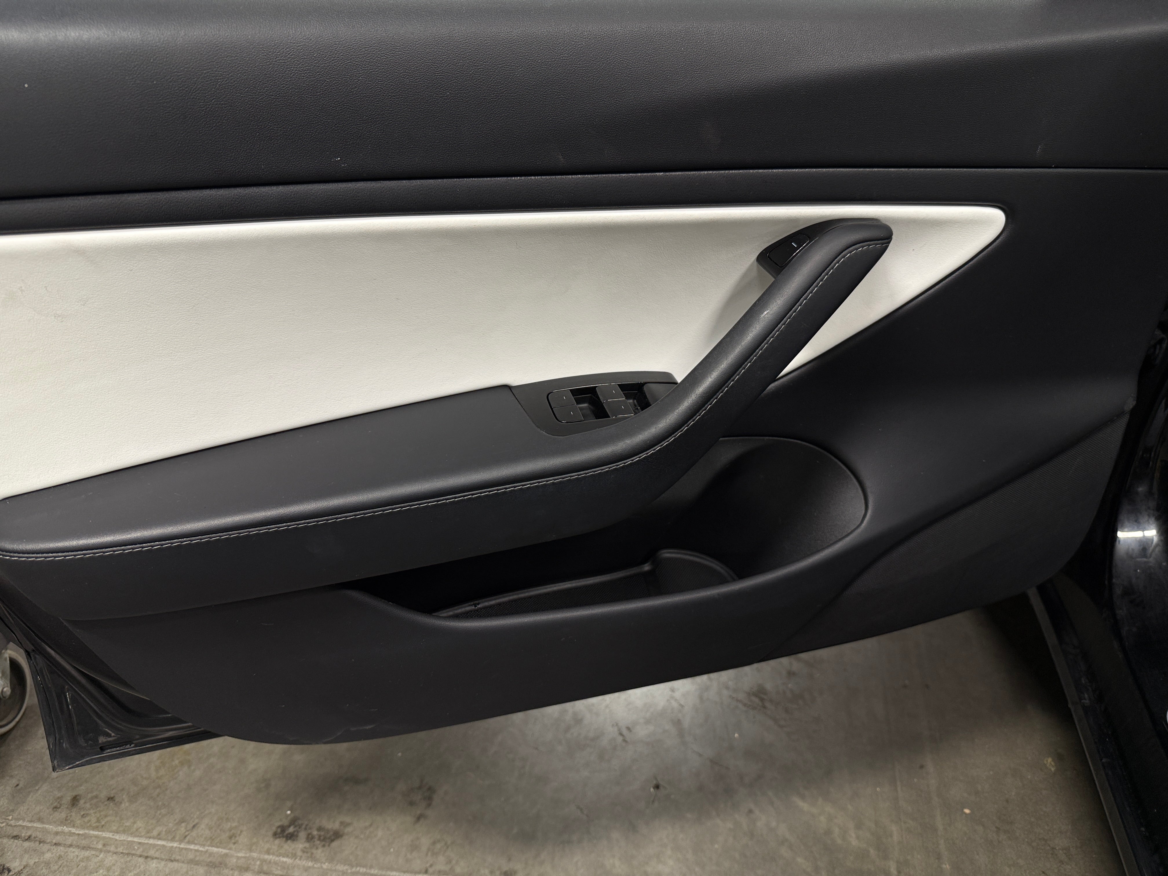 Used 2019 Tesla Model 3 Long Range with VIN 5YJ3E1EB6KF450657 for sale in Oak Creek, WI