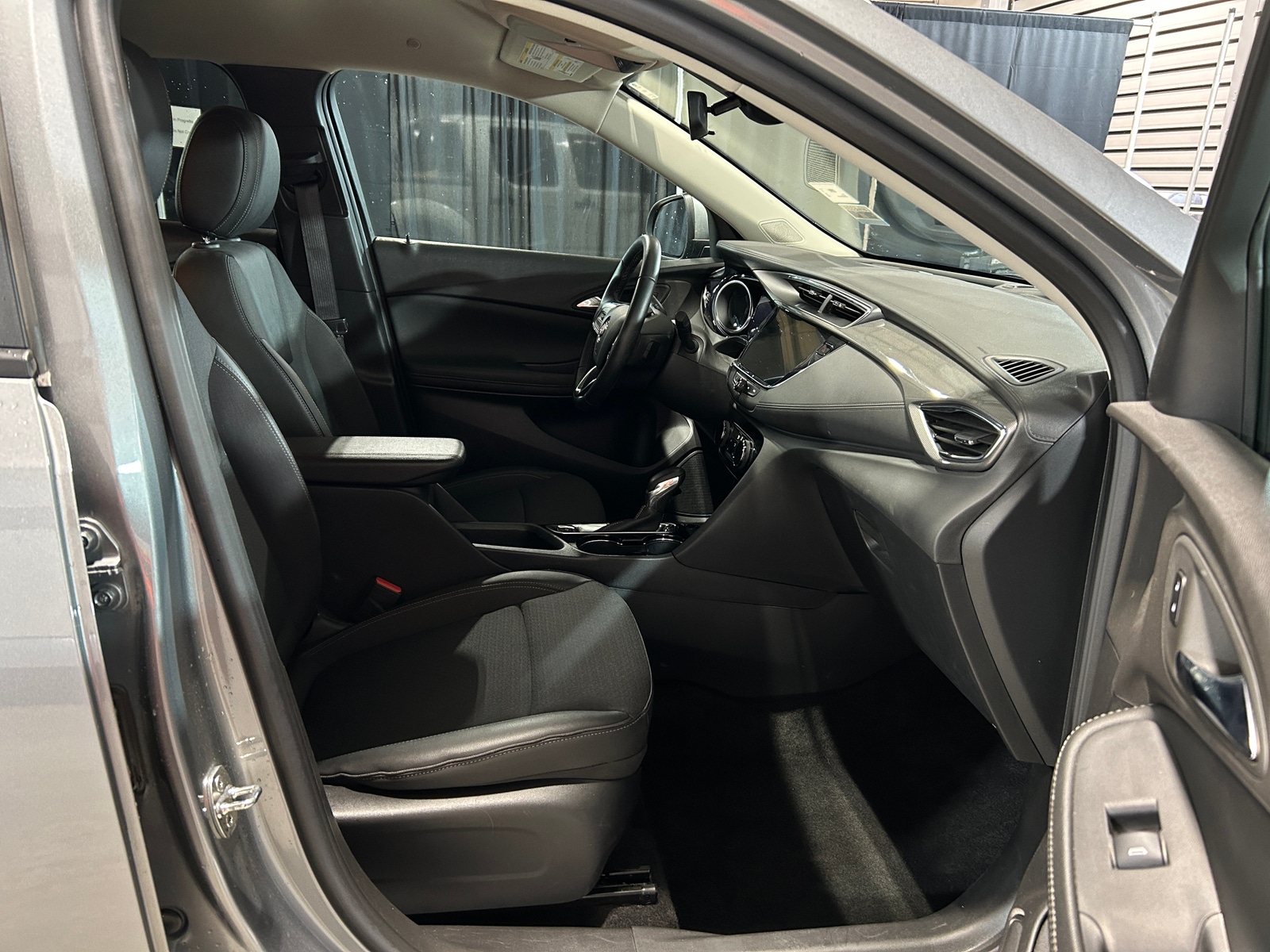 Thumbnail: 2023 Buick Encore GX - 2