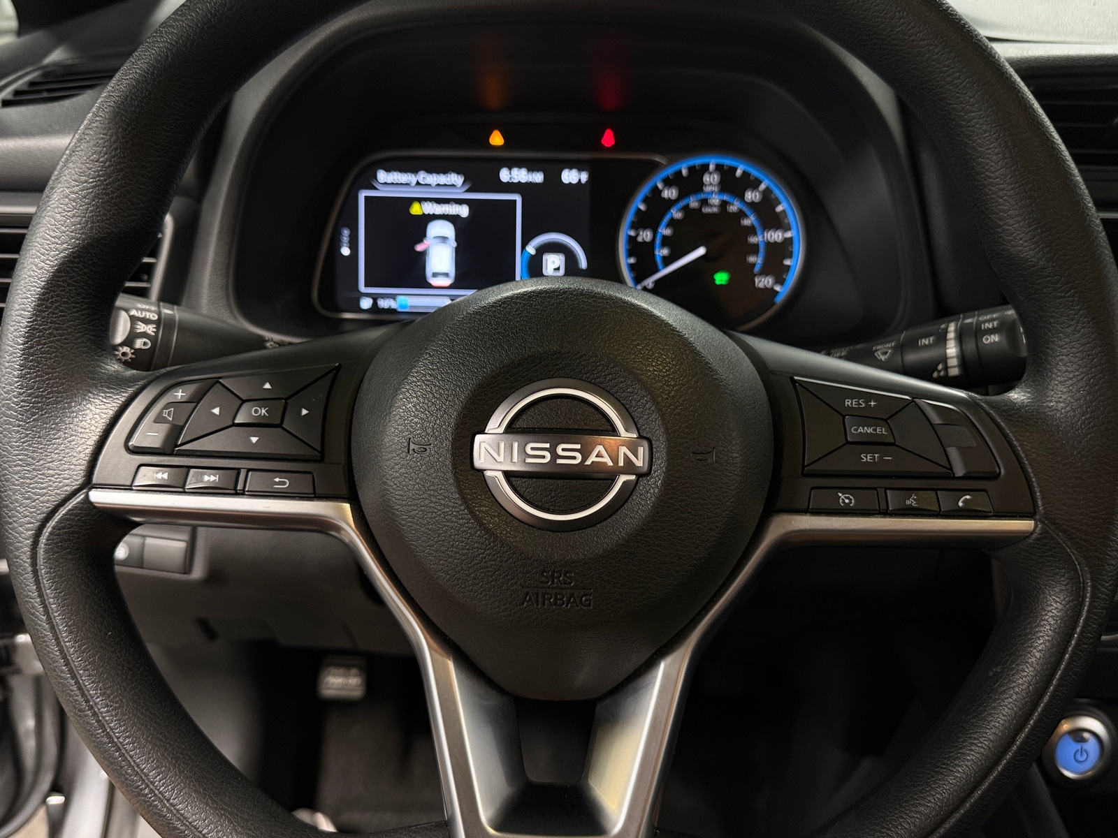 Thumbnail: 2023 Nissan Leaf - 5