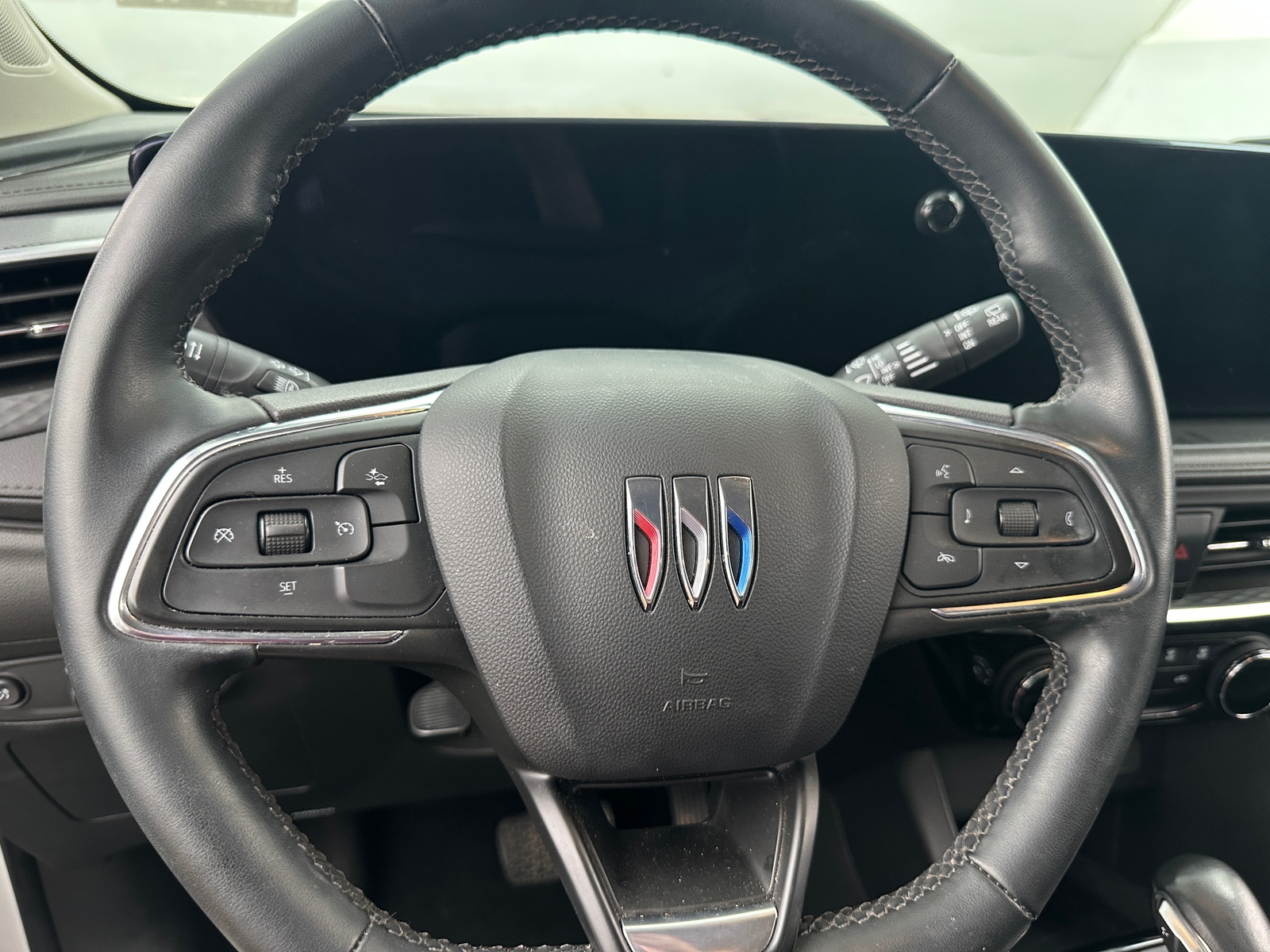 Thumbnail: 2024 Buick Encore GX - 4