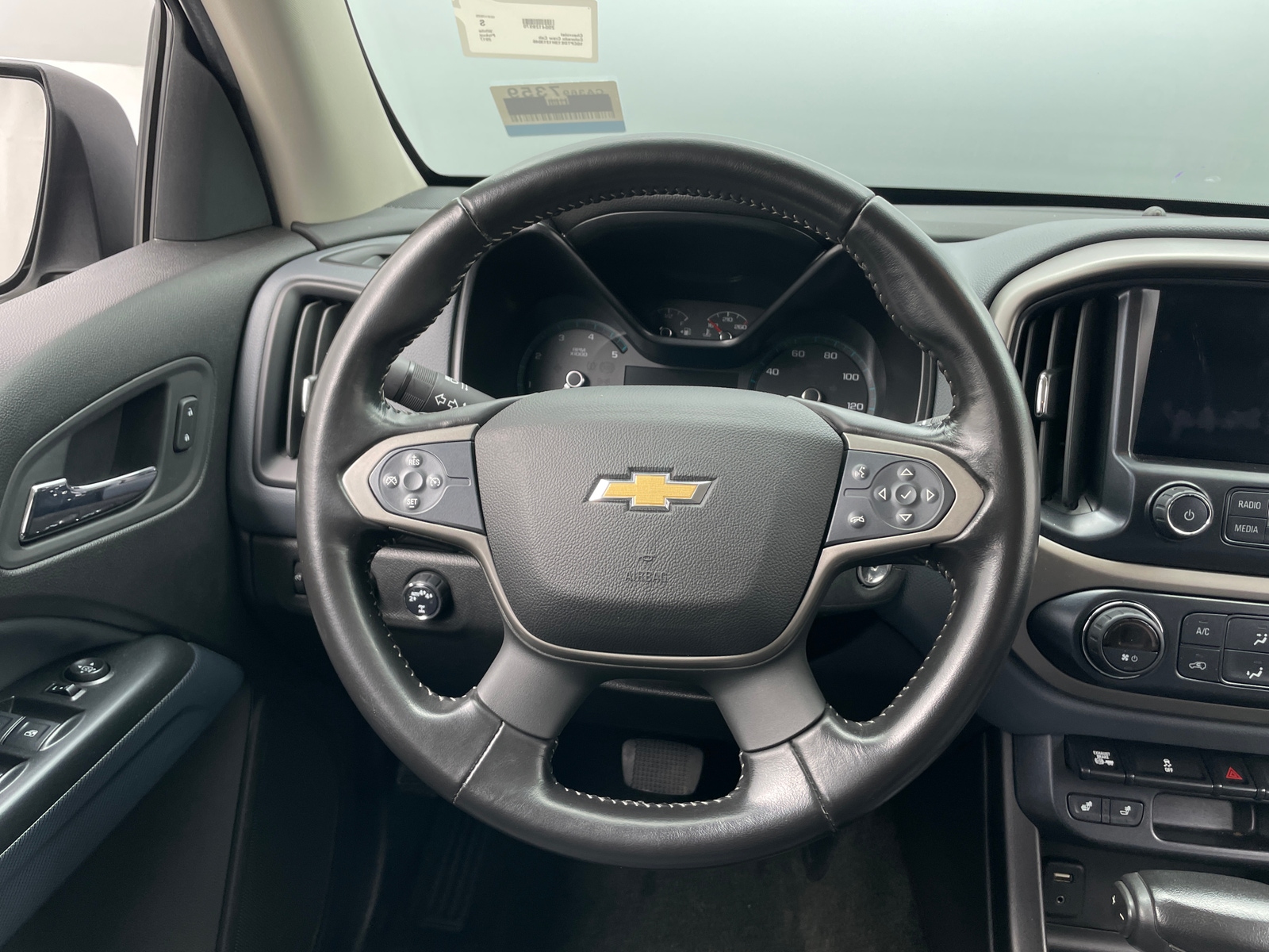 Thumbnail: 2017 Chevrolet Colorado - 5