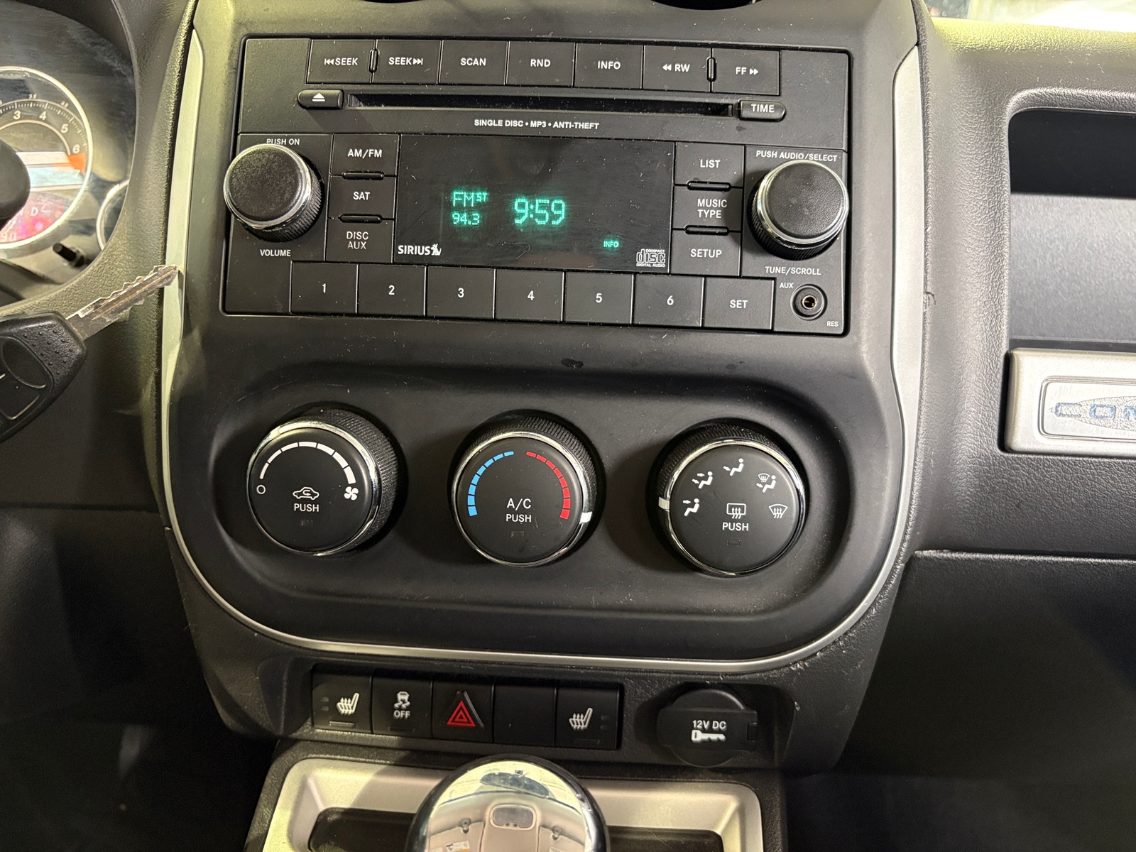 Thumbnail: 2015 Jeep Compass - 4