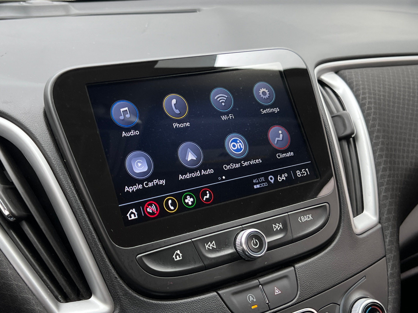 Thumbnail: 2024 Chevrolet Malibu - 4