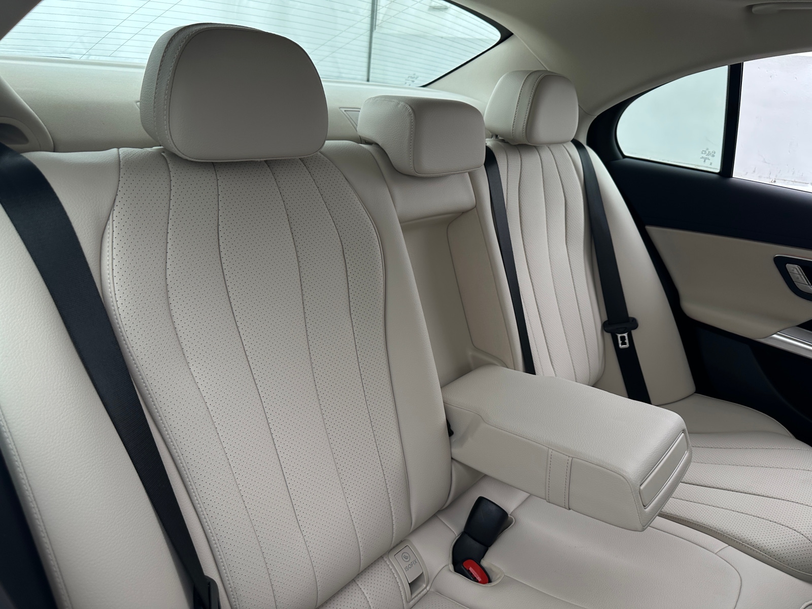 Thumbnail: 2025 Mercedes-Benz E-Class - 5
