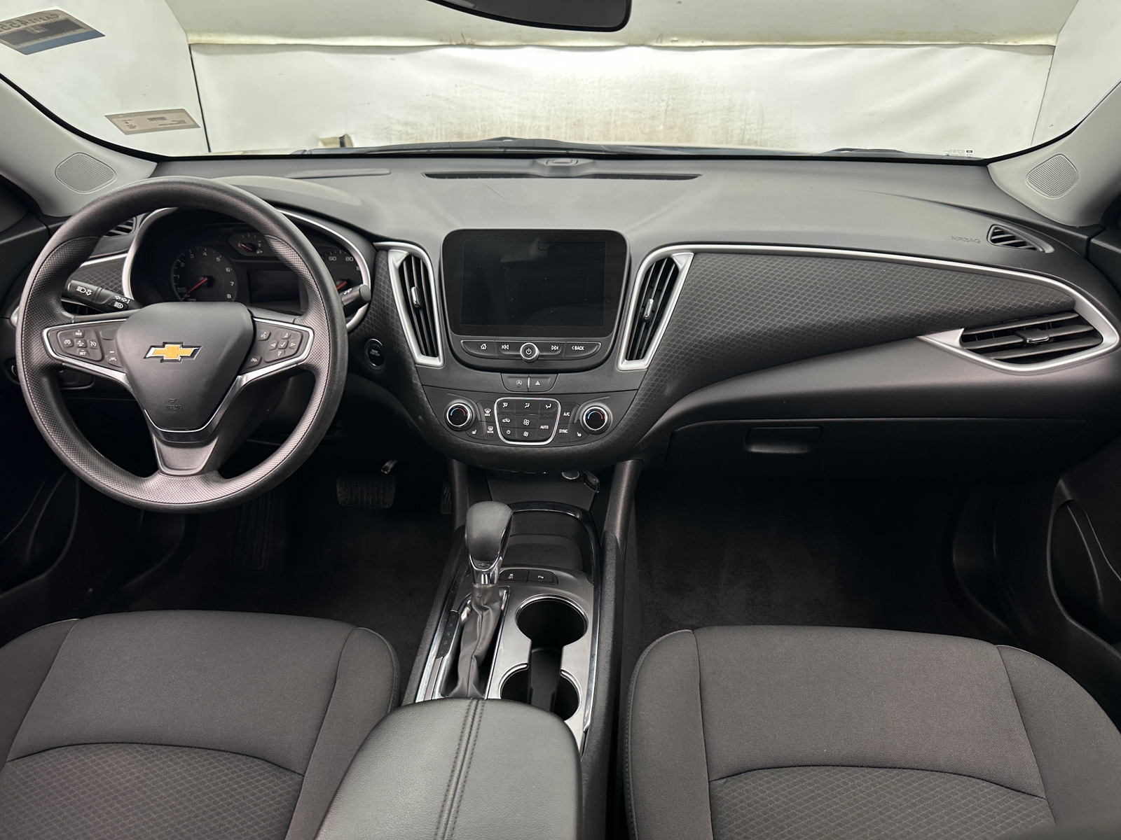 Thumbnail: 2024 Chevrolet Malibu - 3