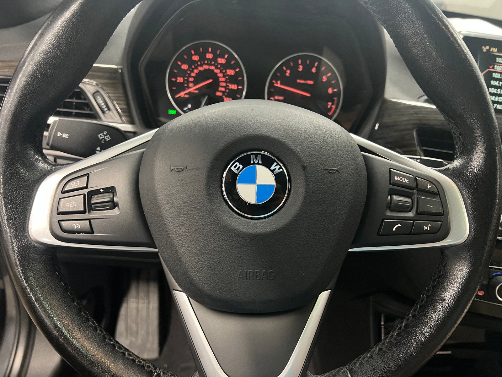 Thumbnail: 2016 BMW X1 - 4