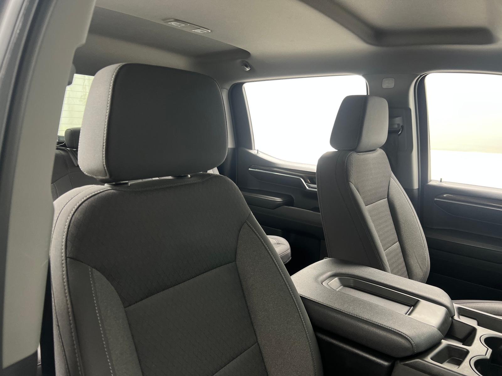 Thumbnail: 2022 Chevrolet Silverado 1500 - 2