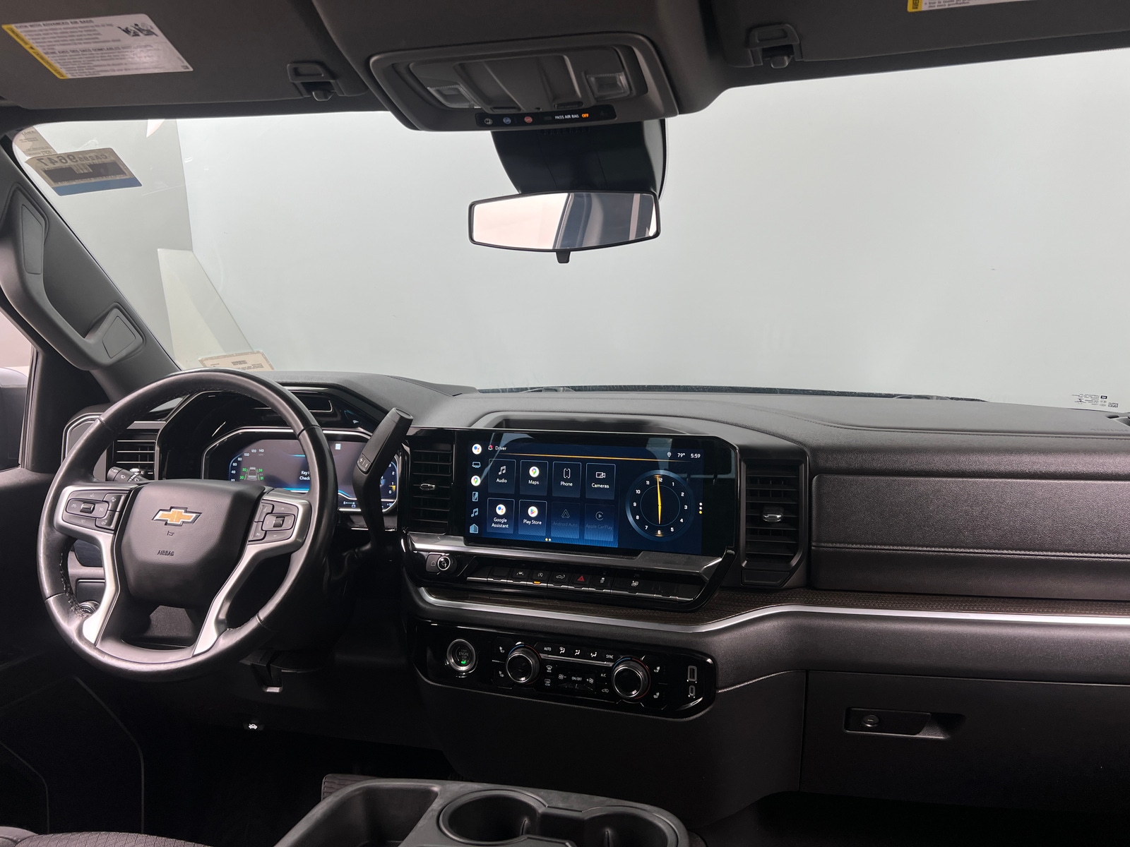 Thumbnail: 2022 Chevrolet Silverado 1500 - 3