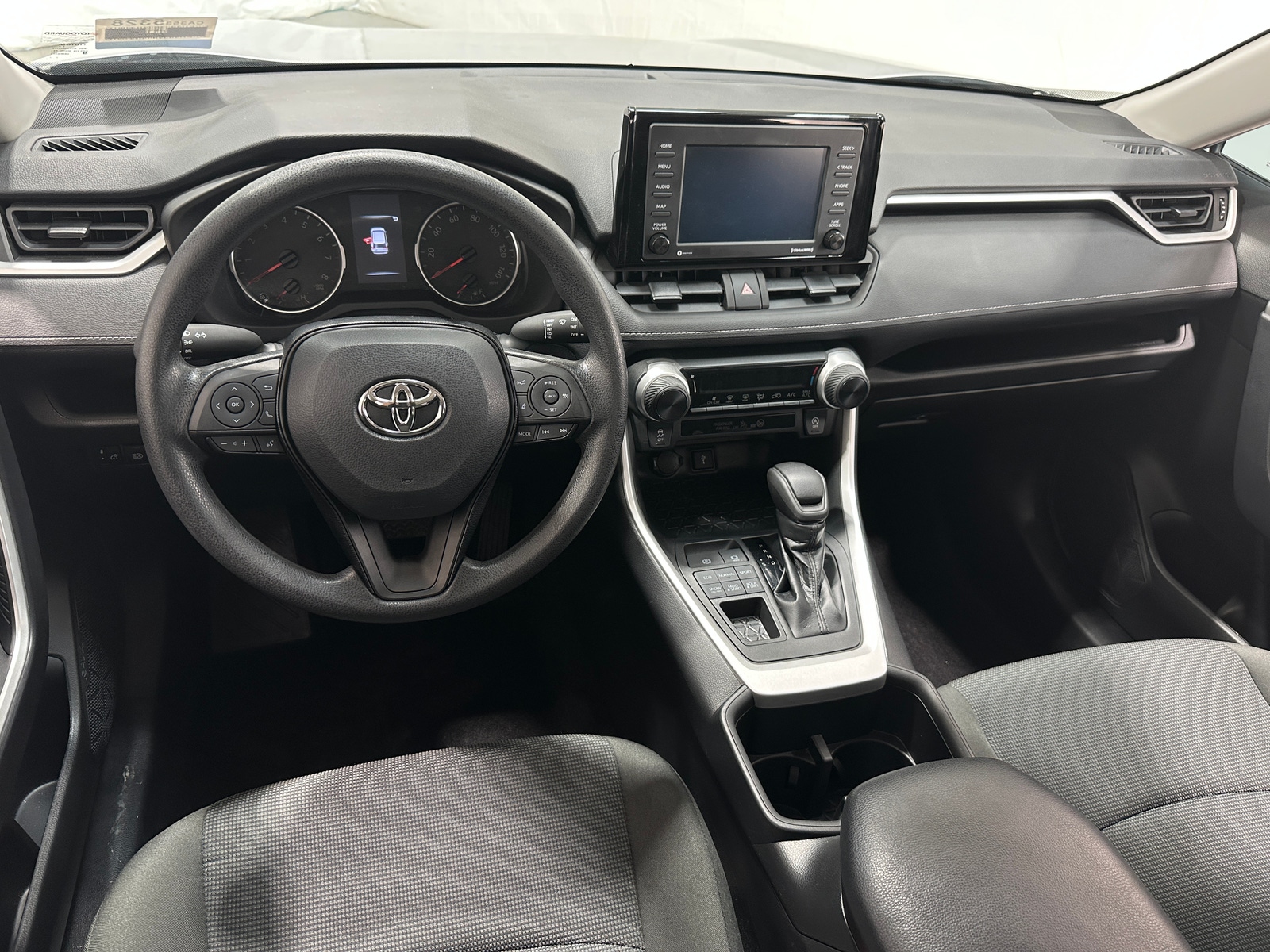 Thumbnail: 2022 Toyota RAV4 - 3