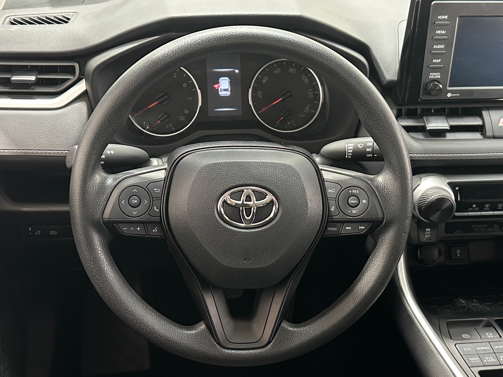 Thumbnail: 2022 Toyota RAV4 - 5