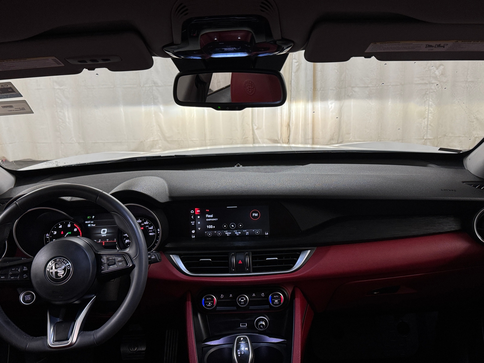 Thumbnail: 2020 Alfa Romeo Stelvio - 2