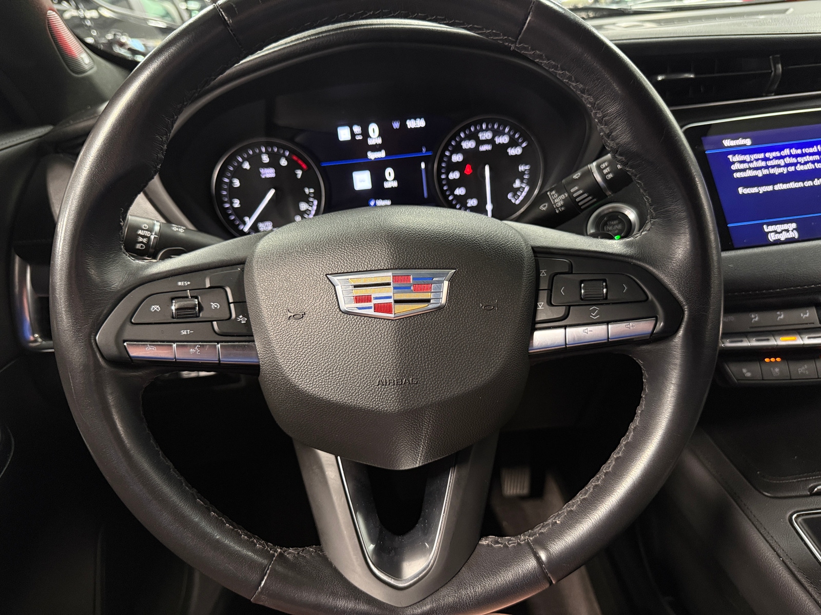 Thumbnail: 2022 Cadillac XT4 - 4