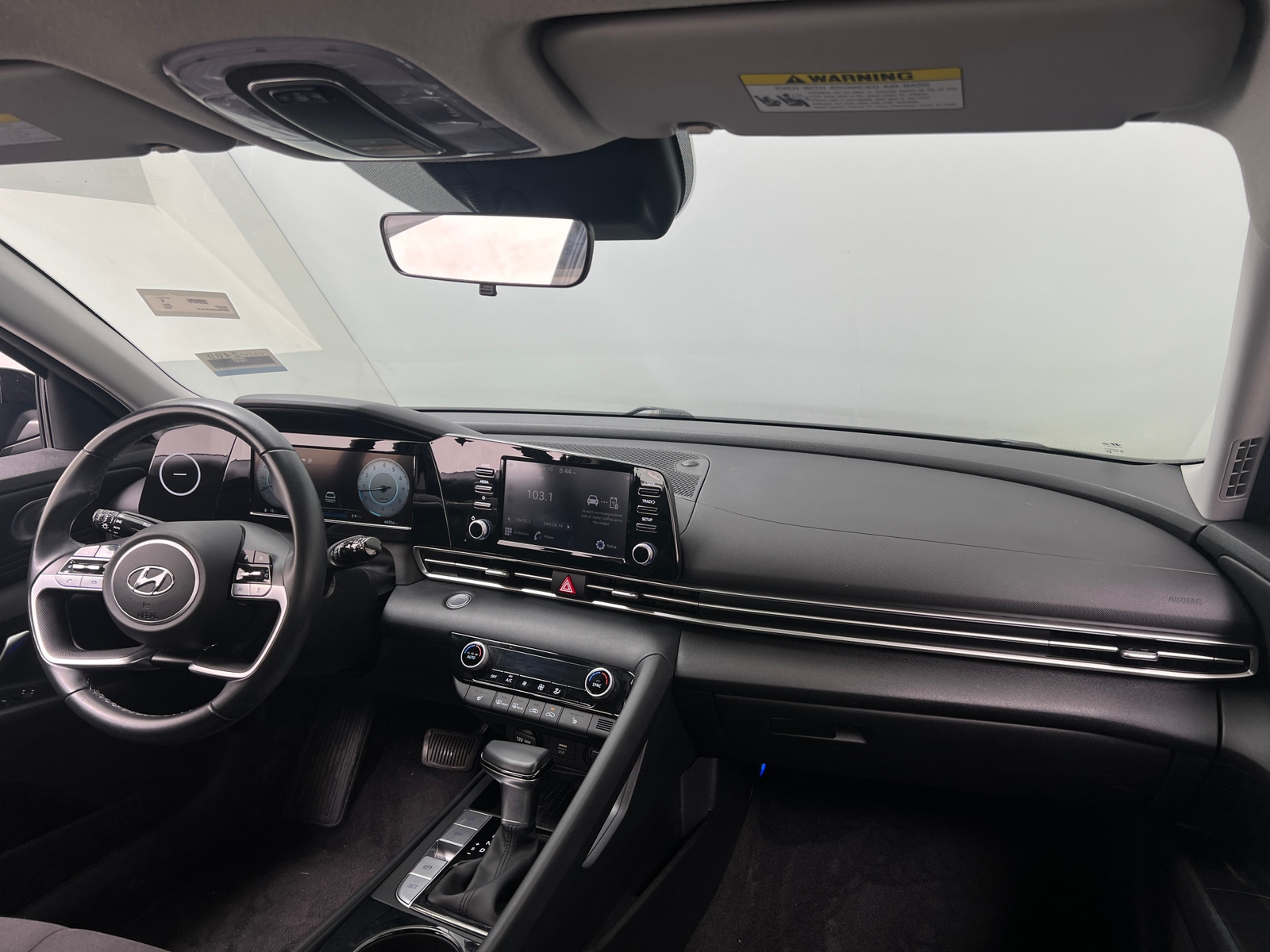 Thumbnail: 2022 Hyundai Elantra - 3