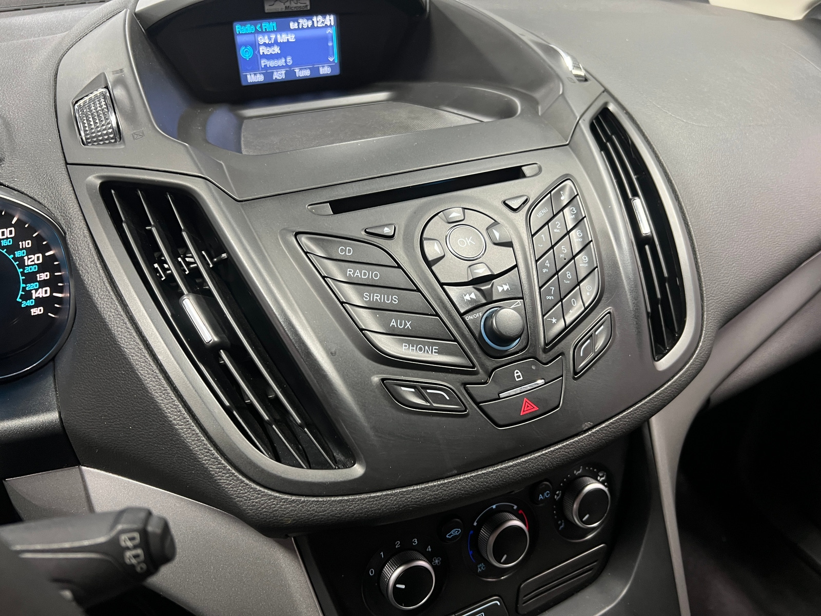 Thumbnail: 2013 Ford Escape - 4